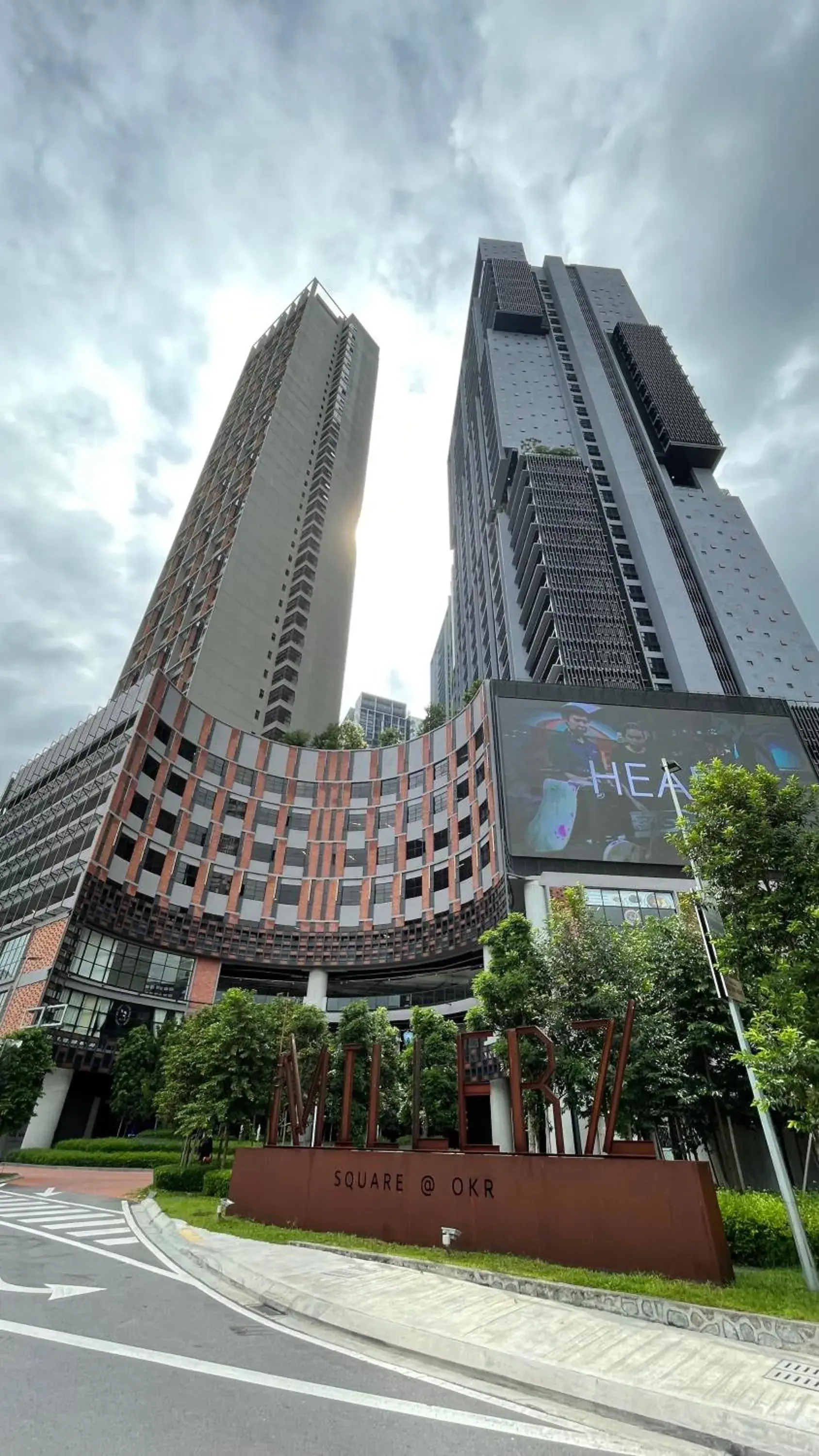 Property building in Millerz Square Kuala Lumpur by Synergy Property building in Millerz Square Kuala Lumpur by Synergy