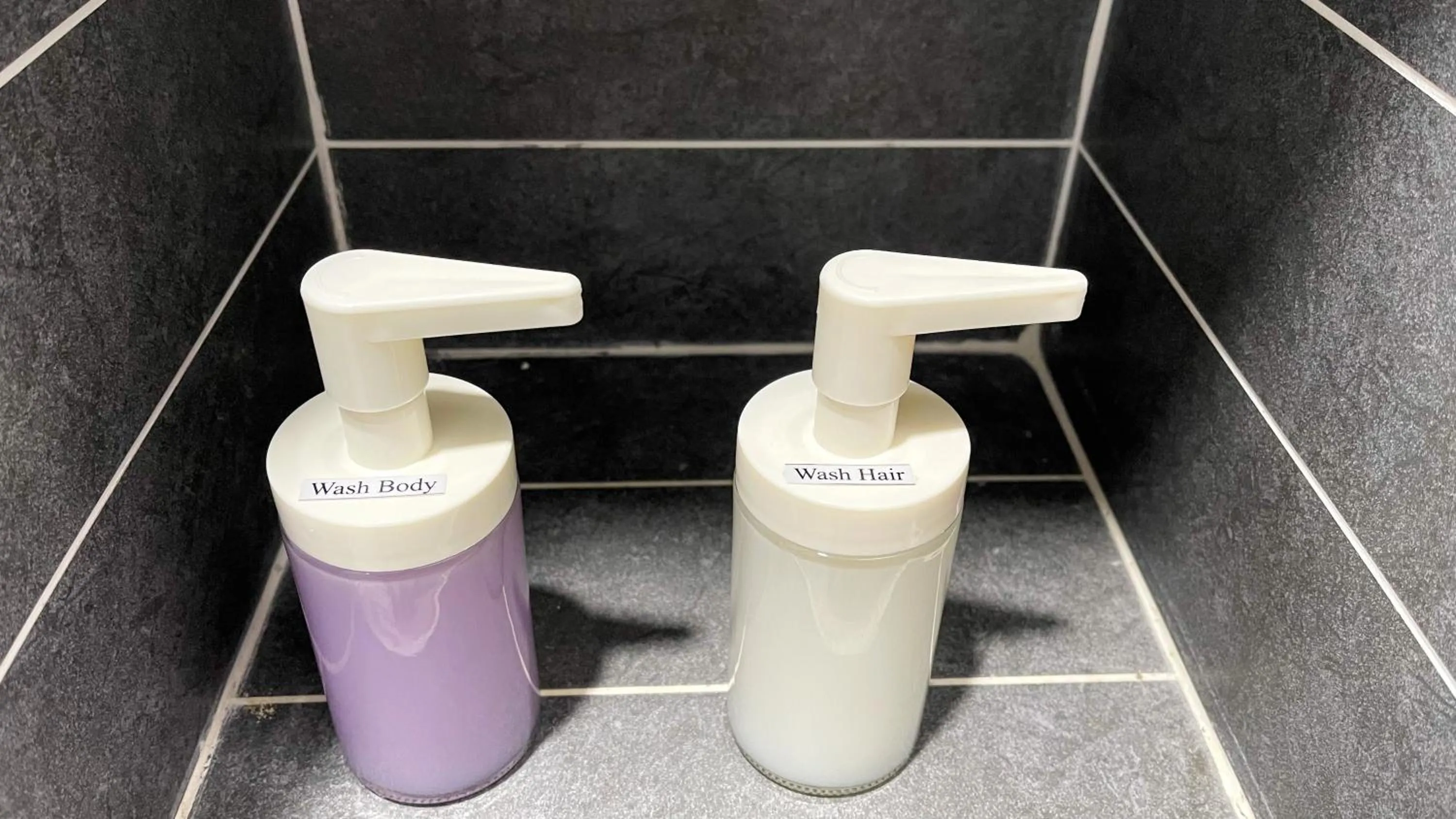 Bathroom in Millerz Square Kuala Lumpur by Synergy