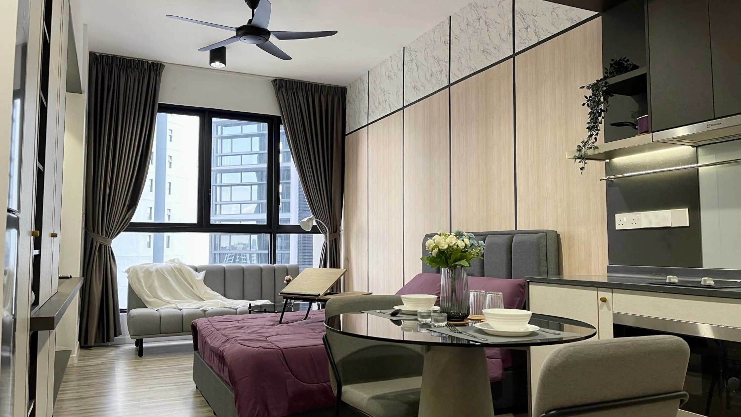 Photo of the whole room in Millerz Square Kuala Lumpur by Synergy