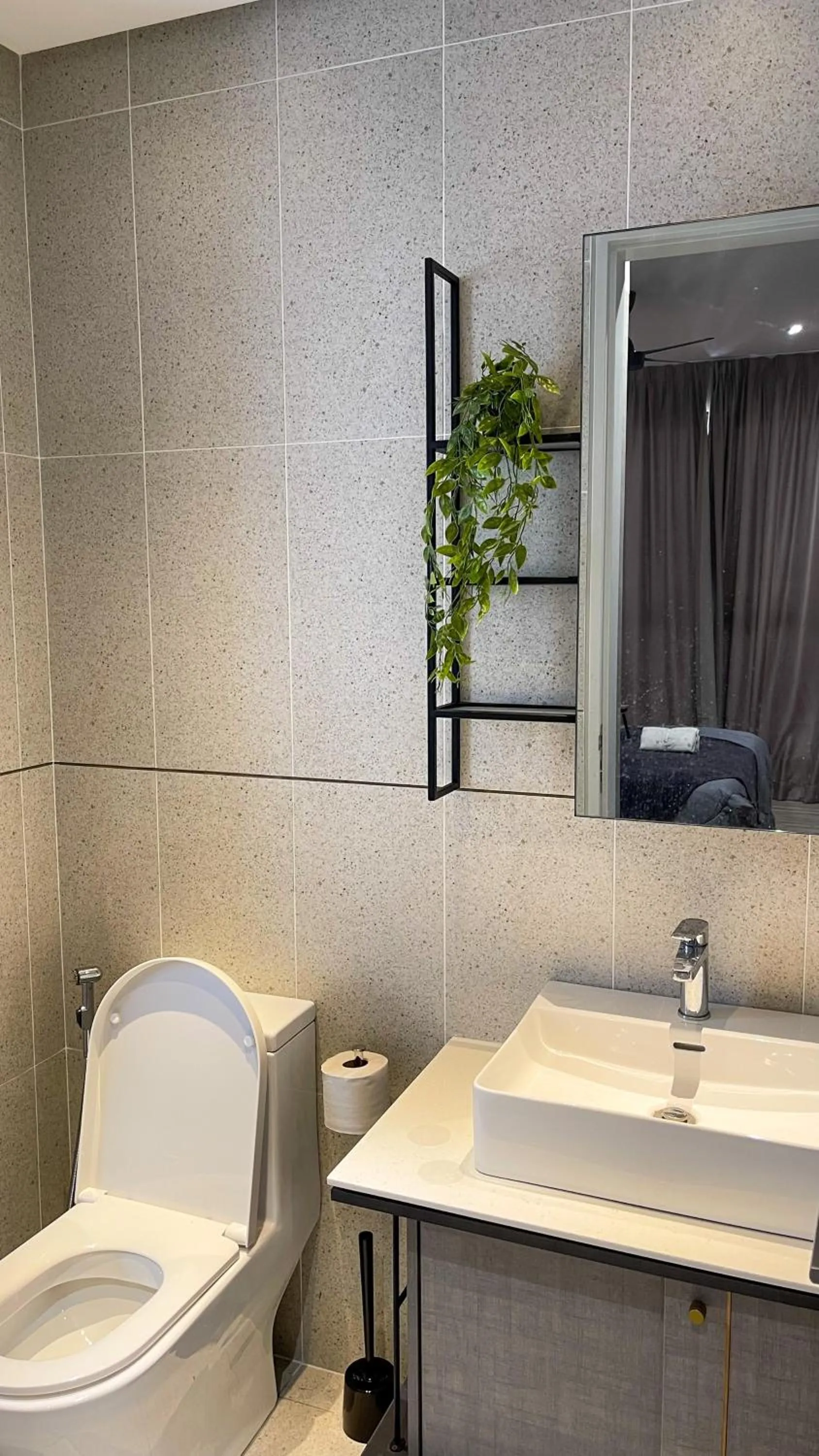 Bathroom in Millerz Square Kuala Lumpur by Synergy