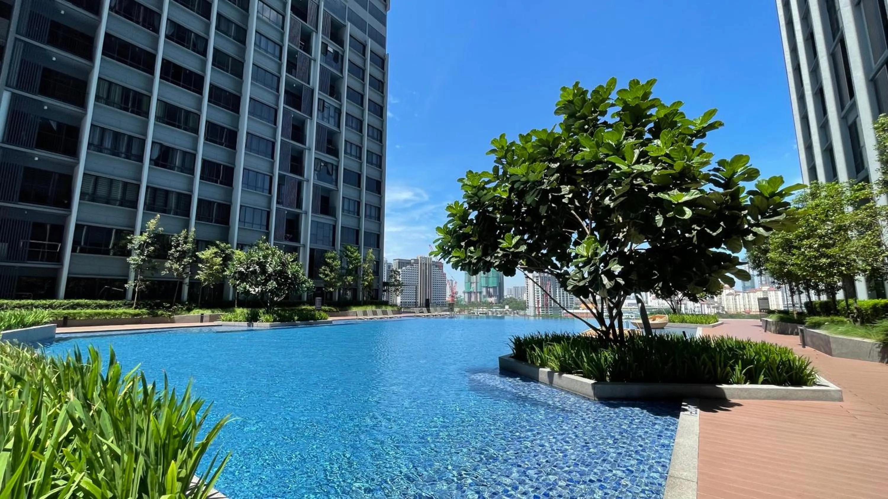 Swimming pool in Millerz Square Kuala Lumpur by Synergy
