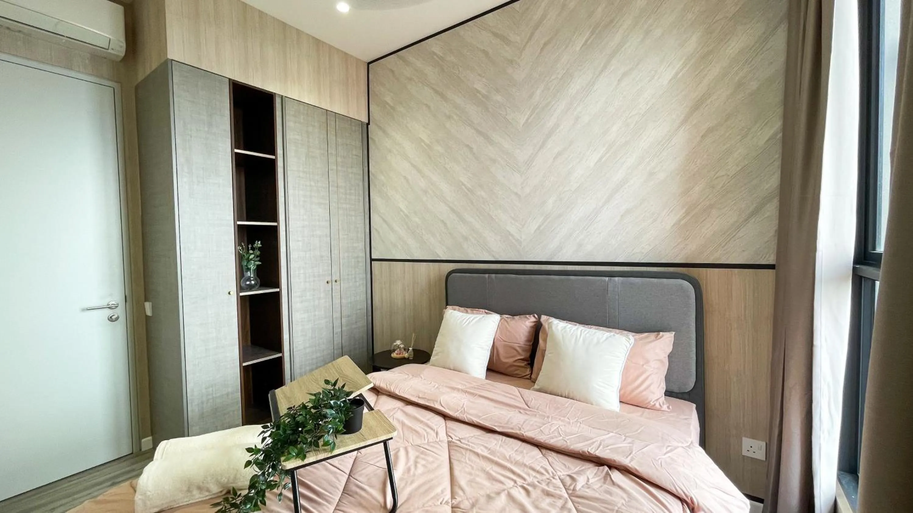 Bed in Millerz Square Kuala Lumpur by Synergy