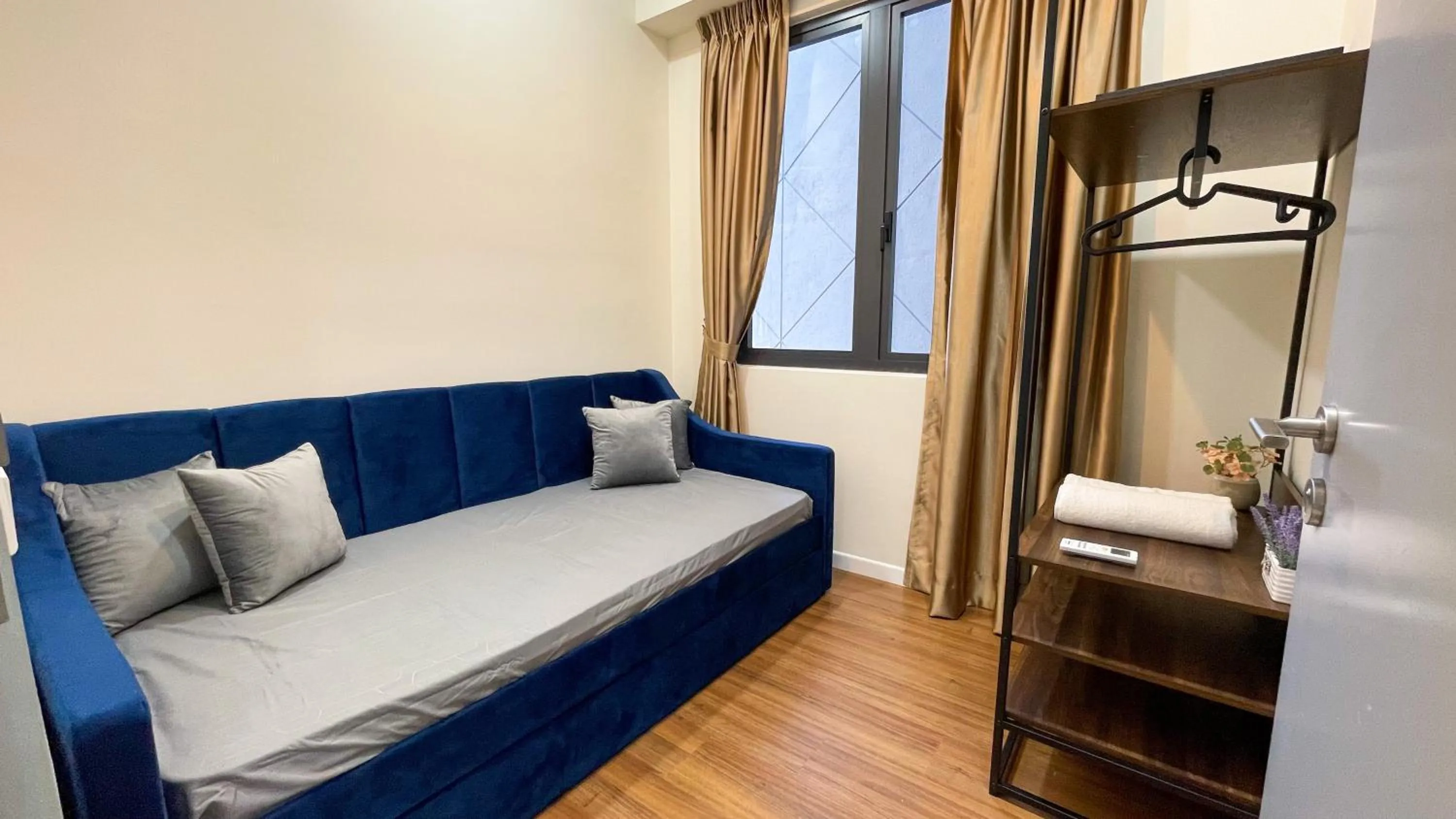 Bed in Millerz Square Kuala Lumpur by Synergy