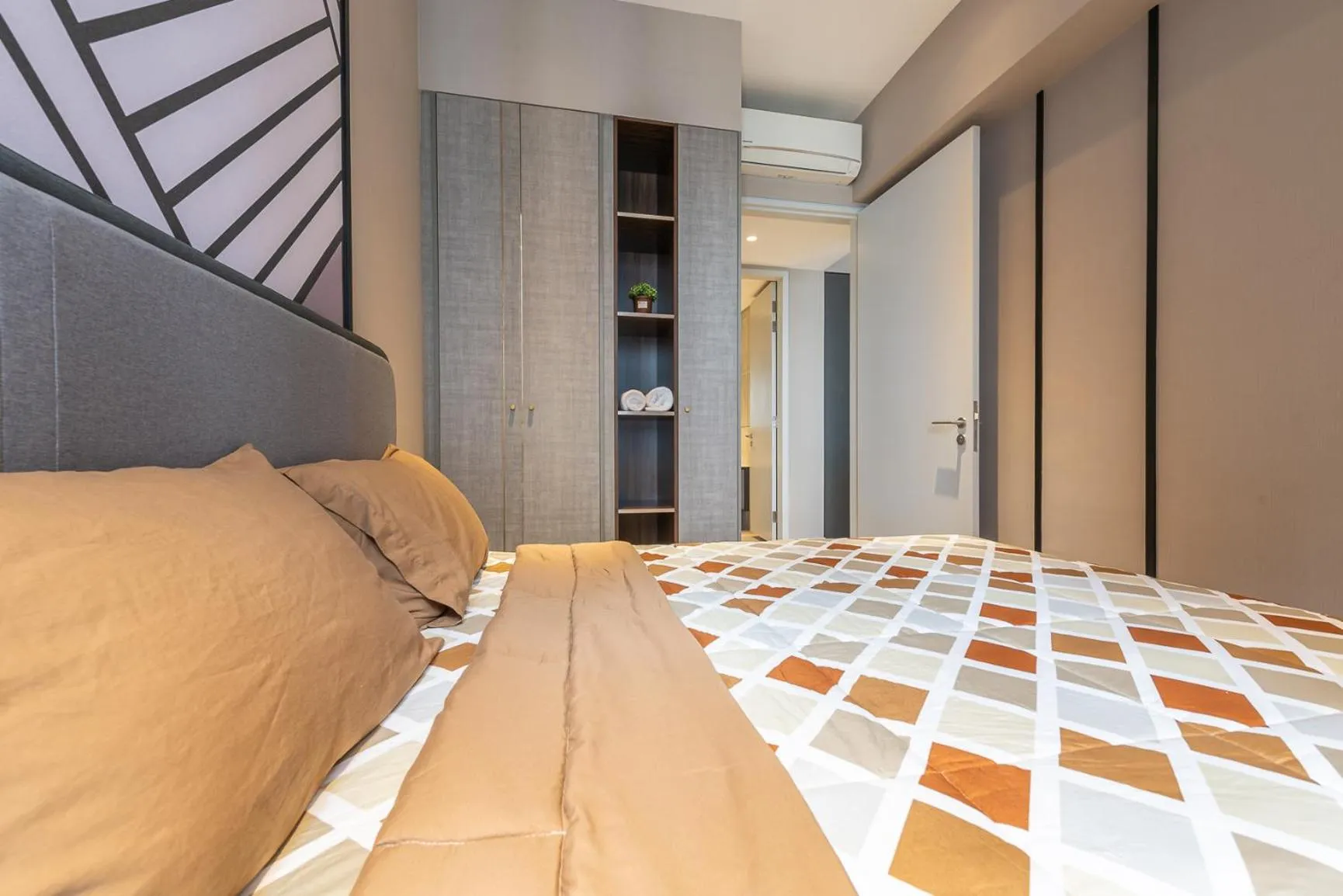 Bed in Millerz Square Kuala Lumpur by Synergy