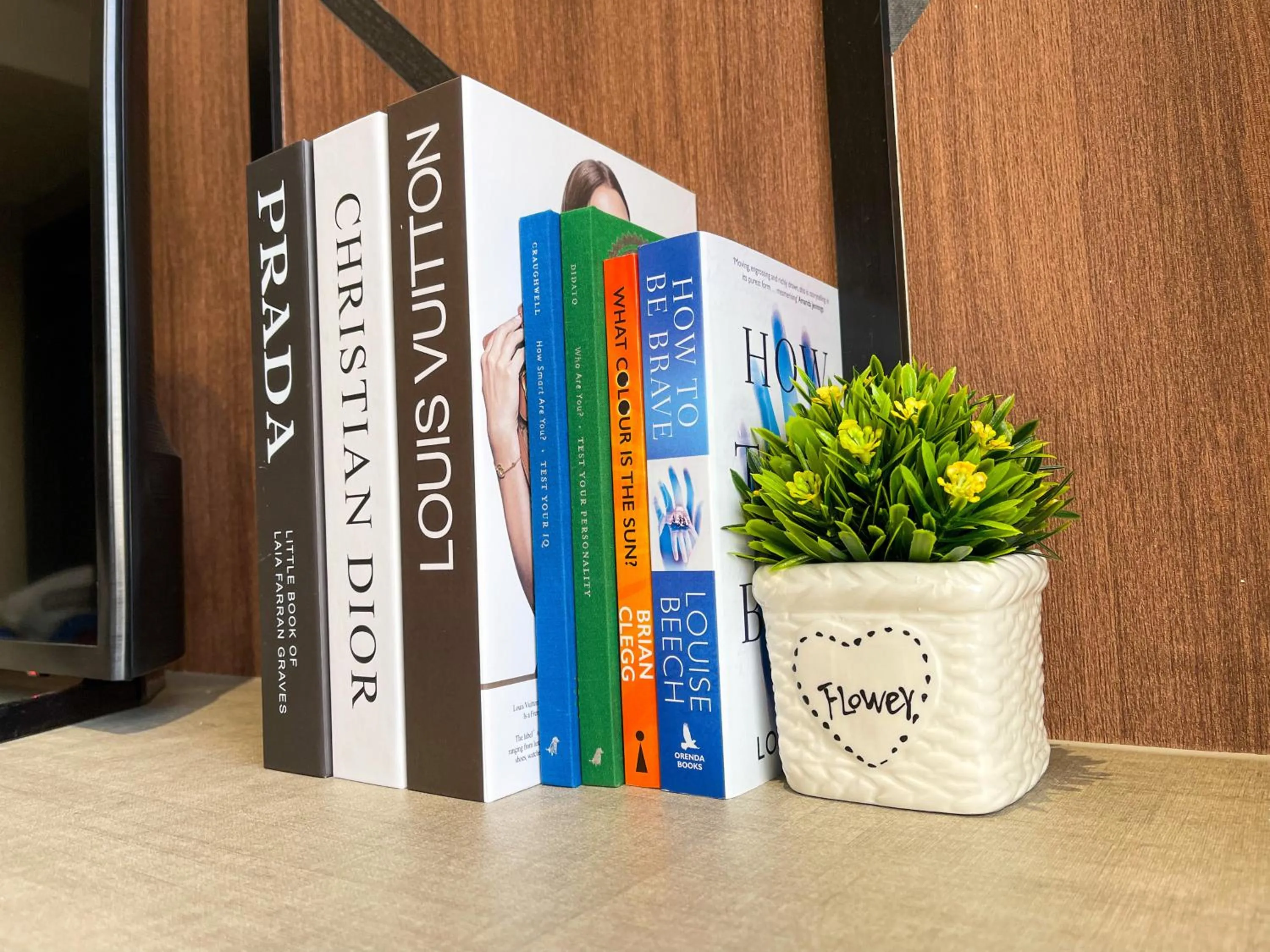 Library in Millerz Square Kuala Lumpur by Synergy