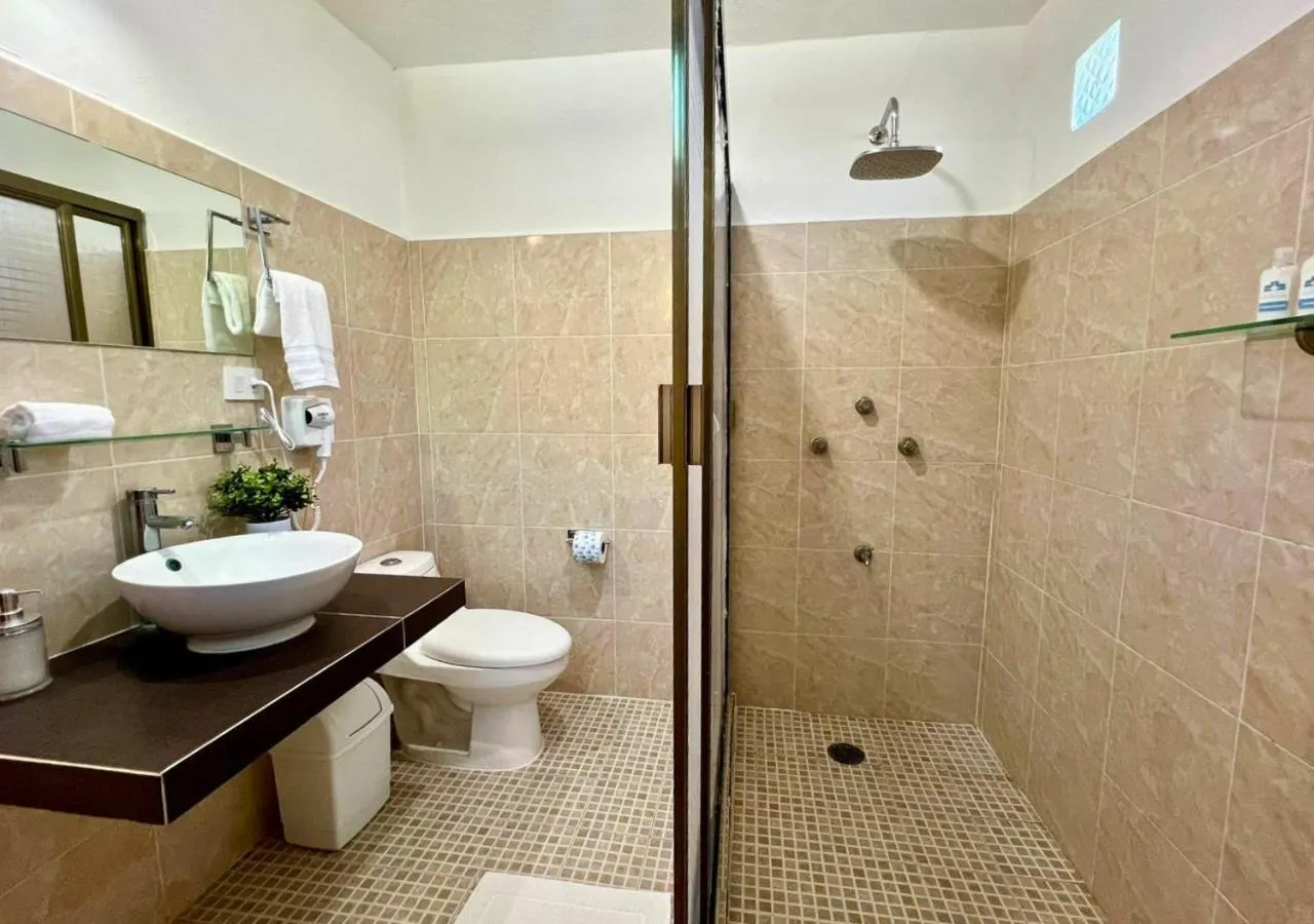 Shower in Casa Ekinox