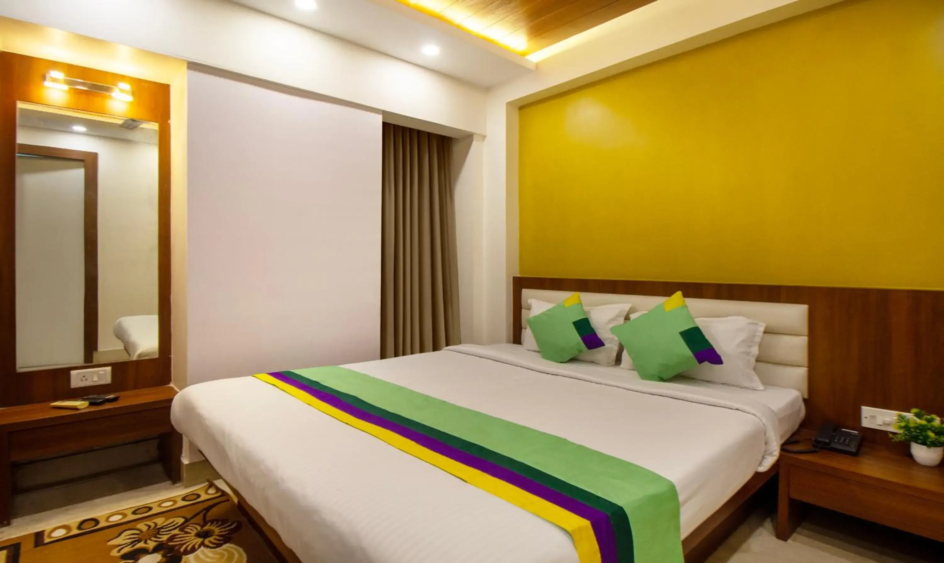 Bed in Treebo Royal Orbit, Metropoliton Bed in Treebo Royal Orbit, Metropoliton