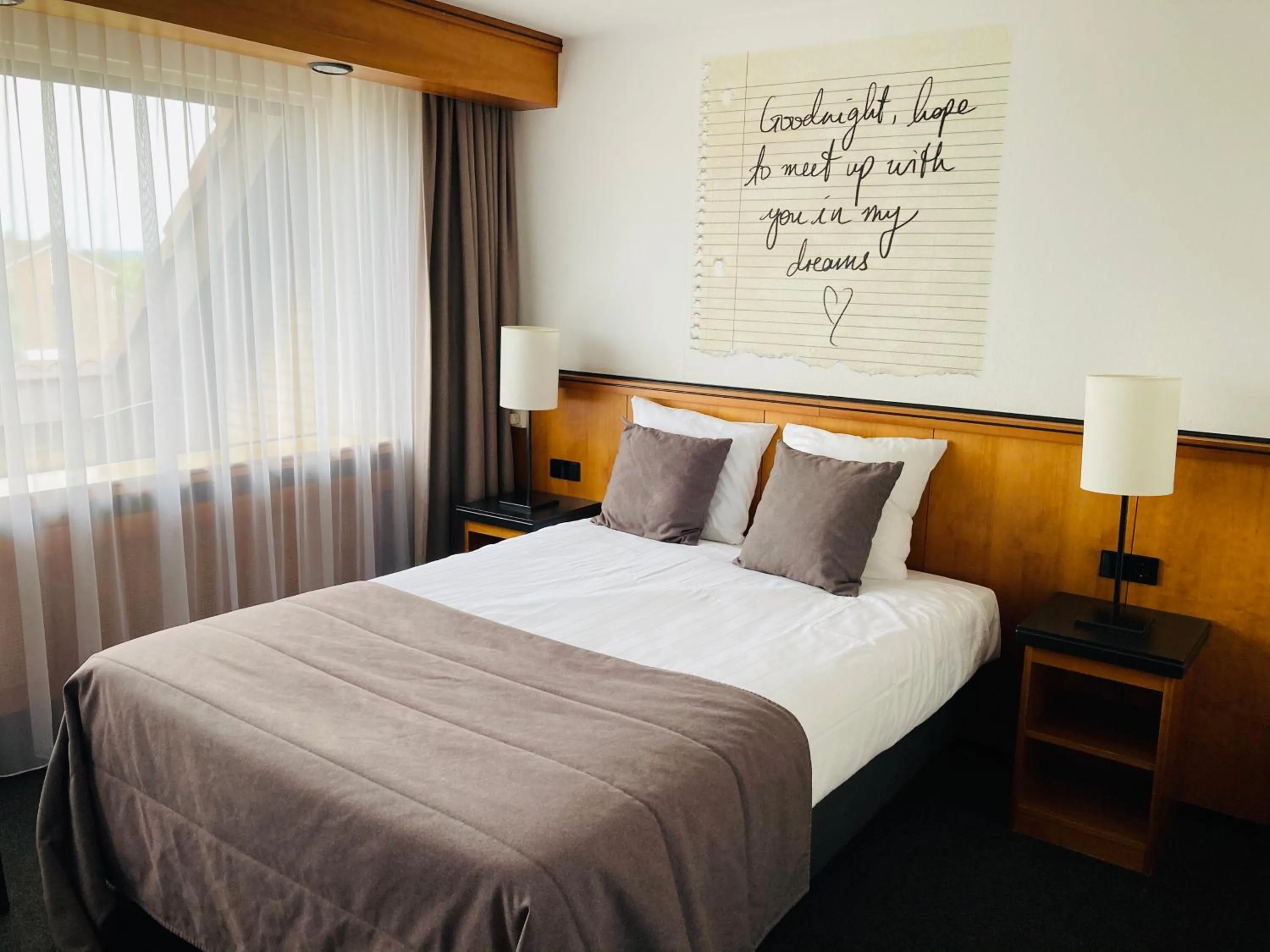 Small Double Room in Van der Valk Hotel Stein Urmond