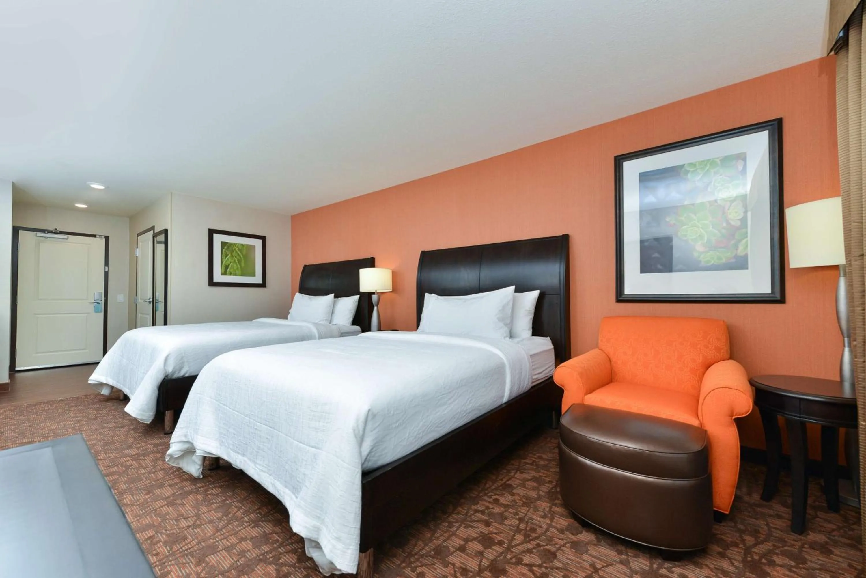 Bed in Hilton Garden Inn West Chester