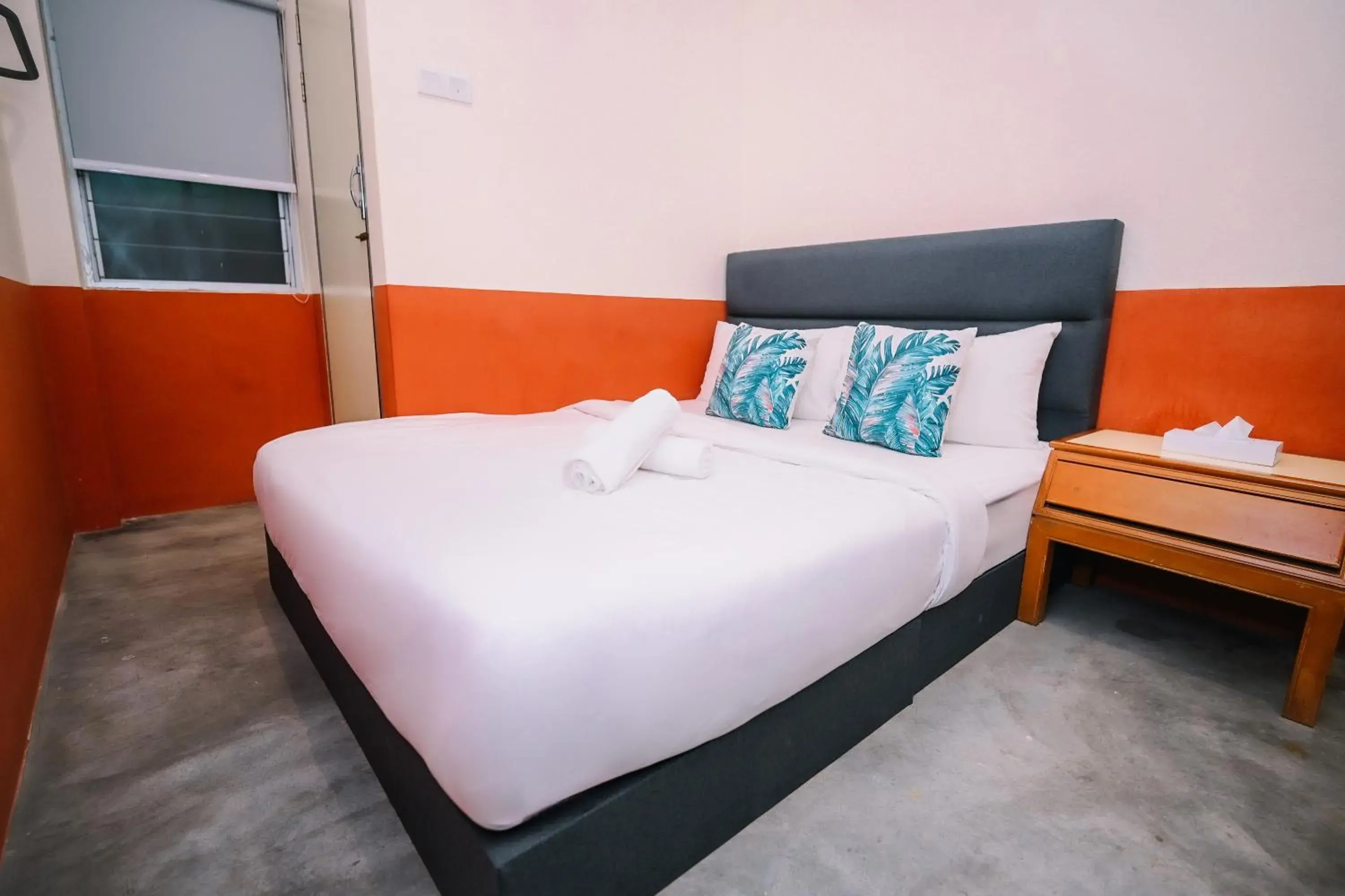 Bed in Swing & Pillows - 75 Chulia St, Georgetown Penang Bed in Swing & Pillows - 75 Chulia St, Georgetown Penang