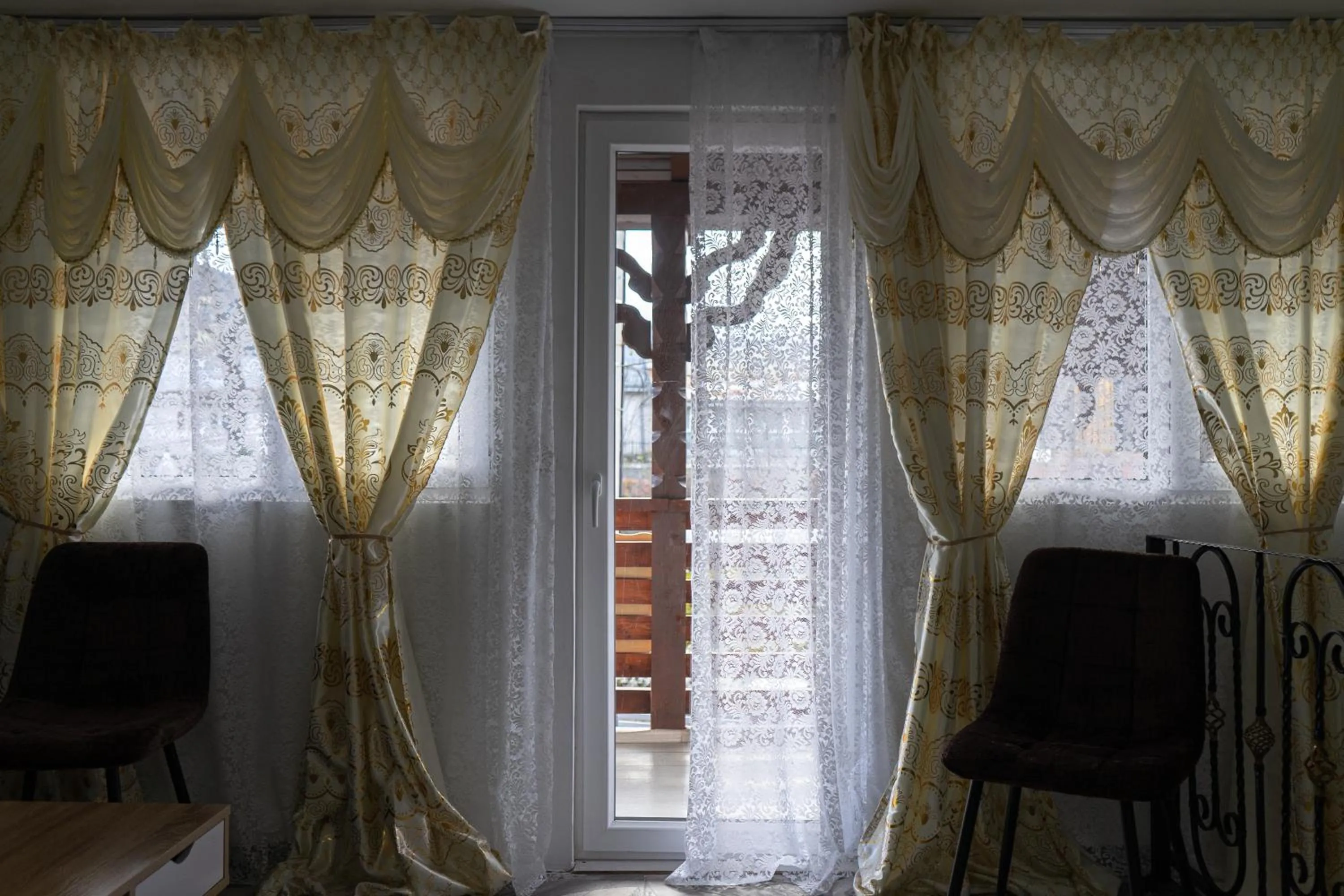Seating area in Casa Calin