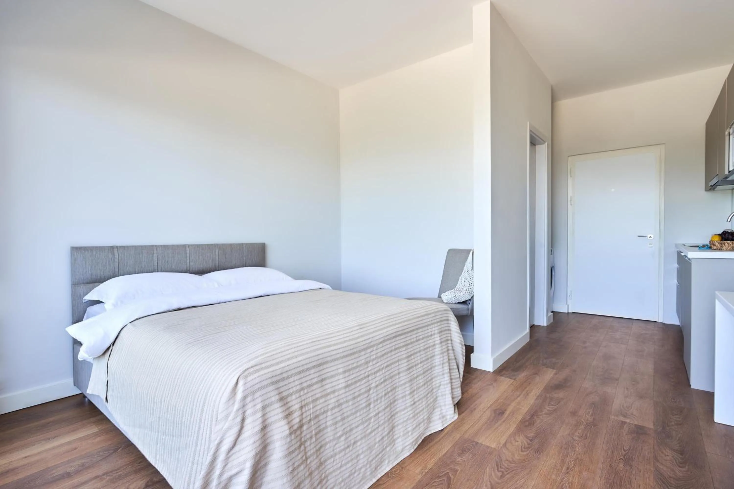 Photo of the whole room, Bed in Casa Collection