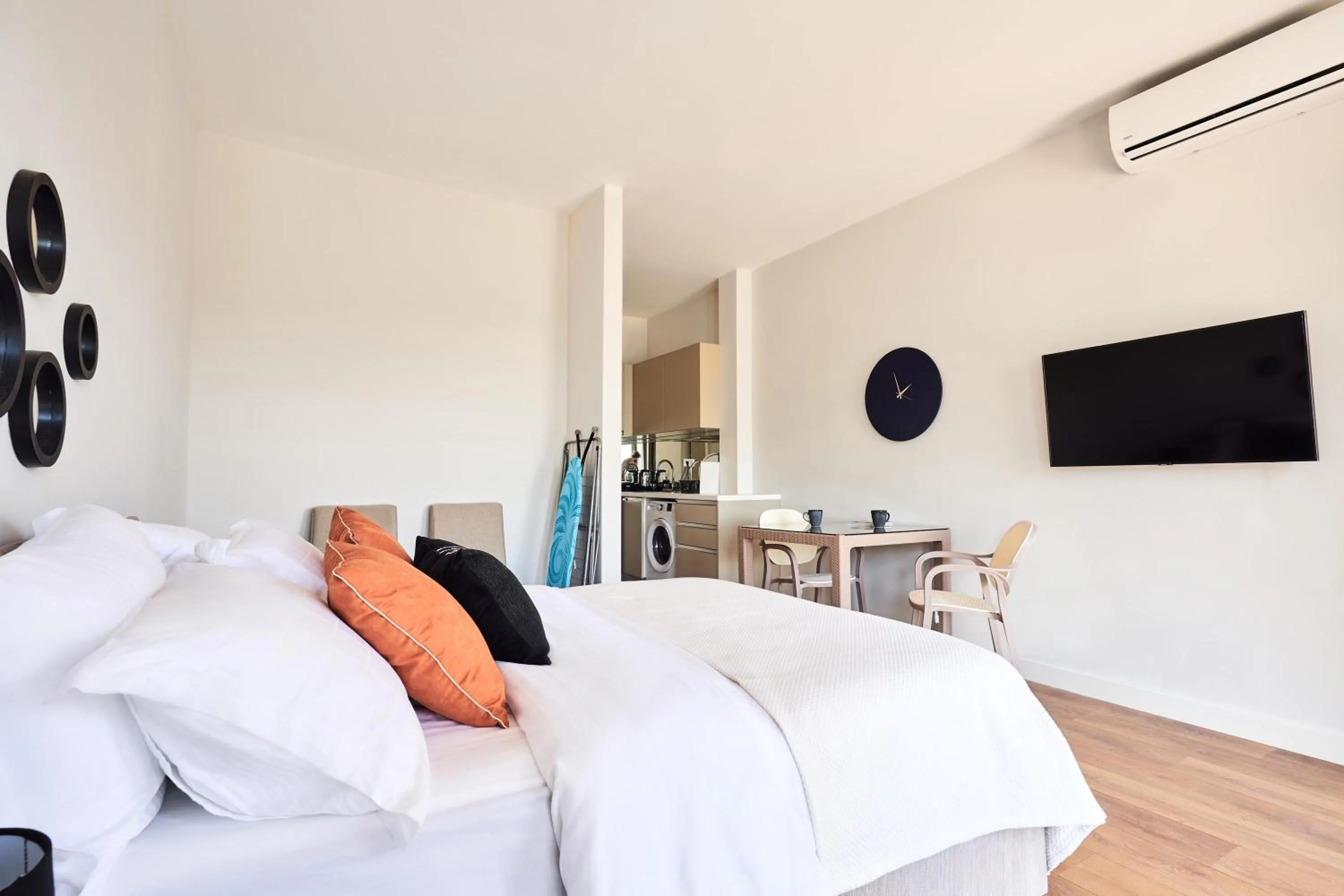 Bed in Casa Collection