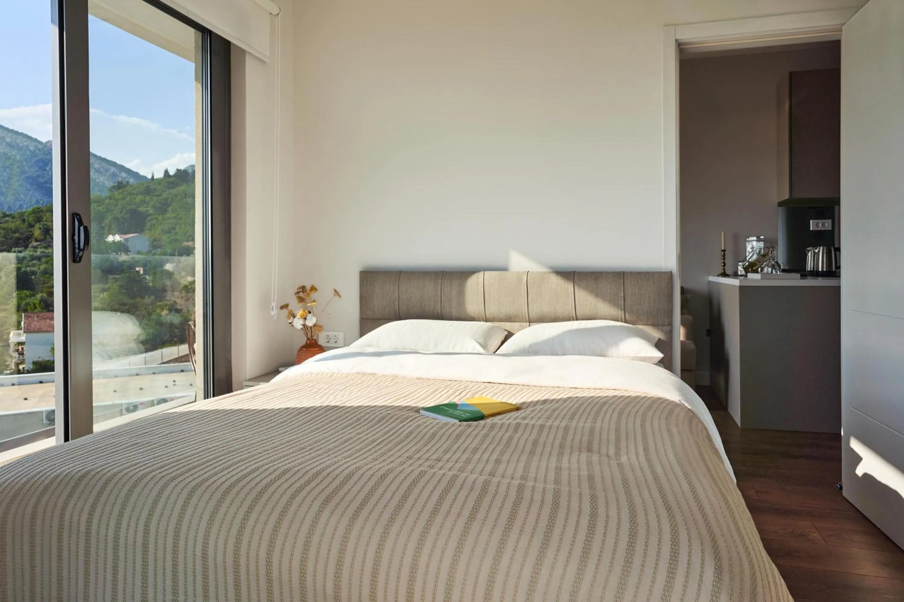 Bedroom, Bed in Casa Collection