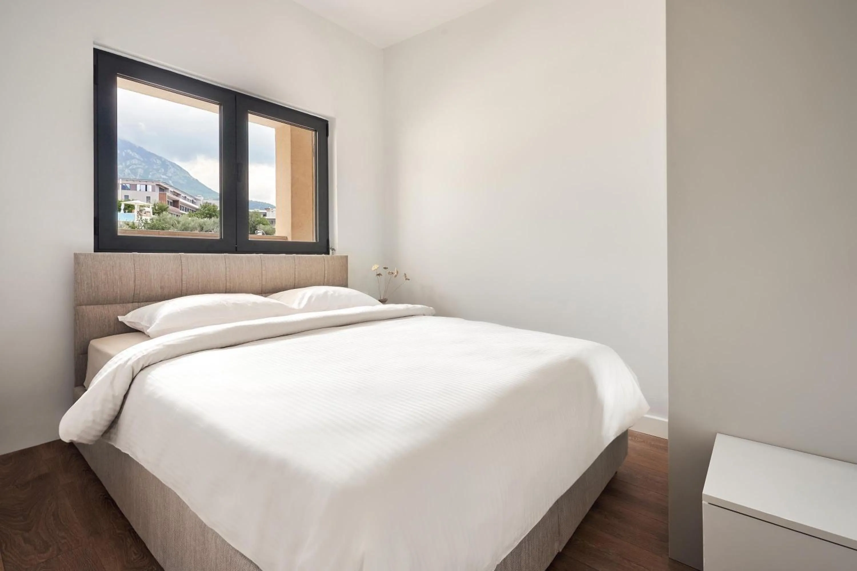 Bedroom, Bed in Casa Collection