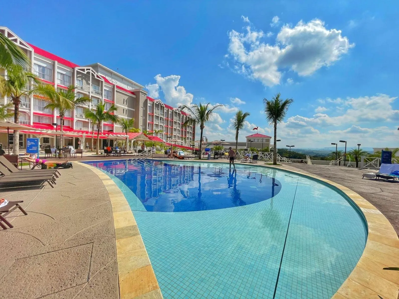 Swimming pool in São Pedro Thermas Resort