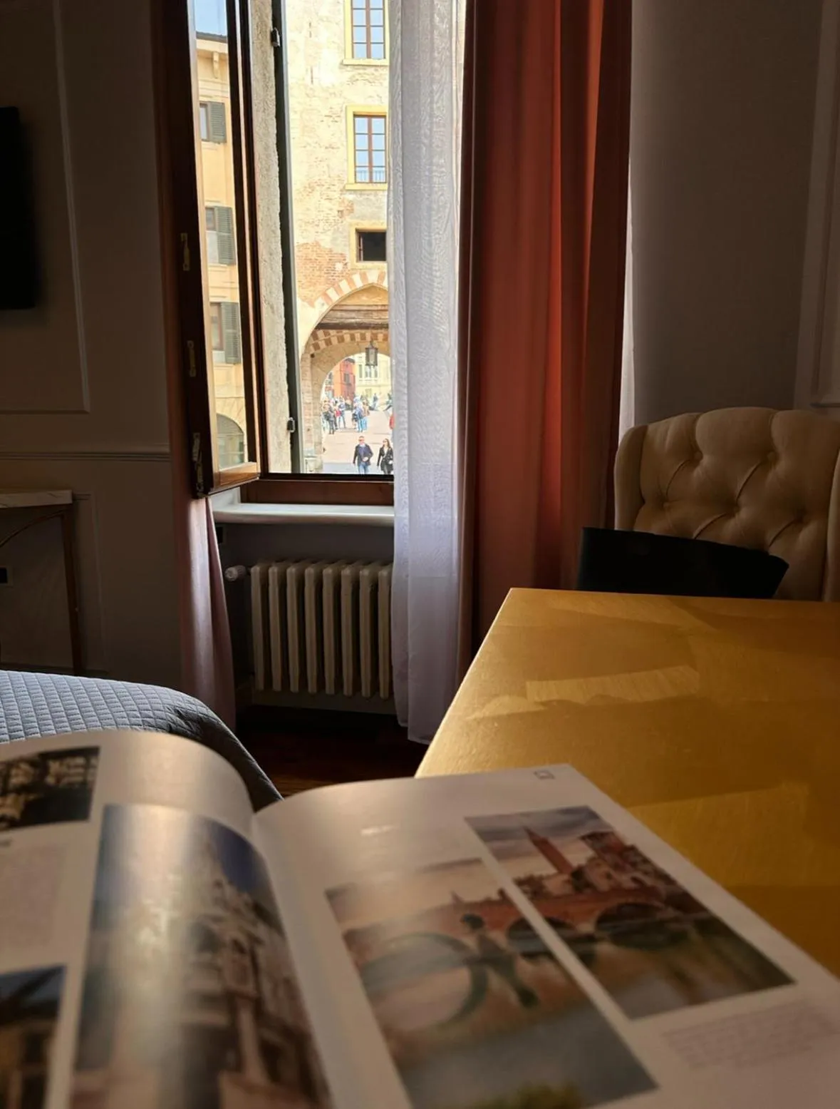 Bed in Relais Ponte Pietra