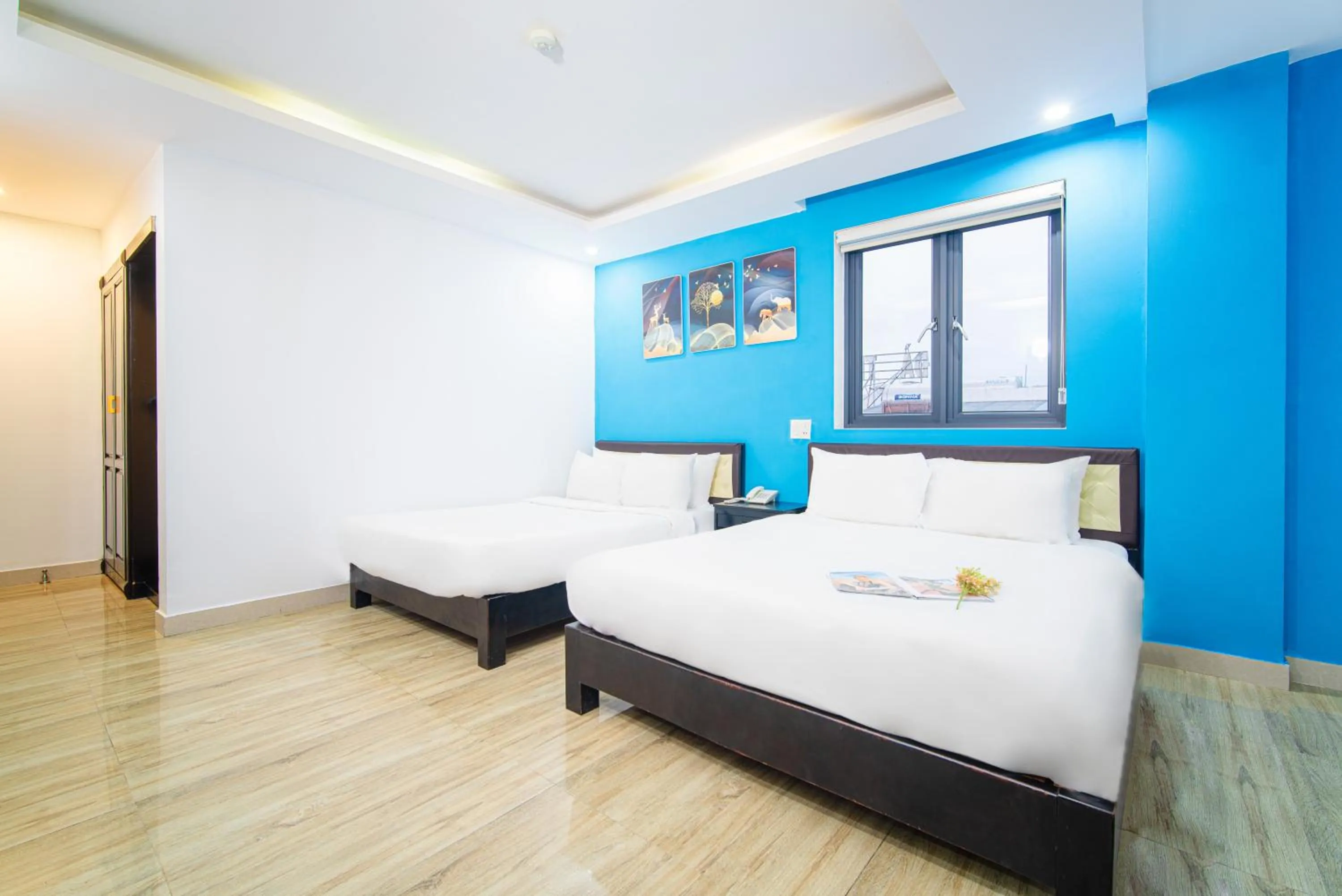 Bed in La Maison Danang Beach Hotel