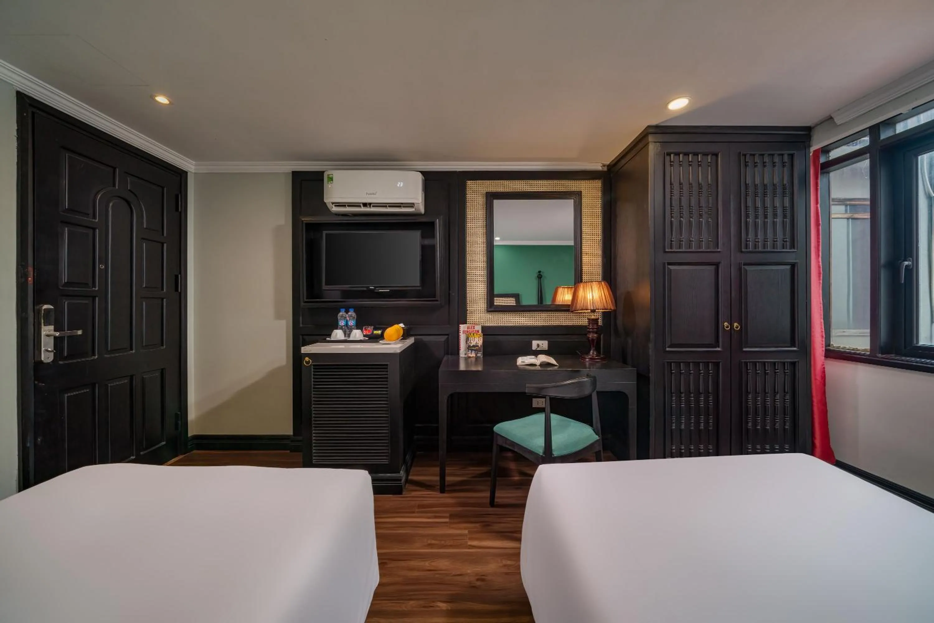 Bed in Hanoi Ancient Paradise Hotel