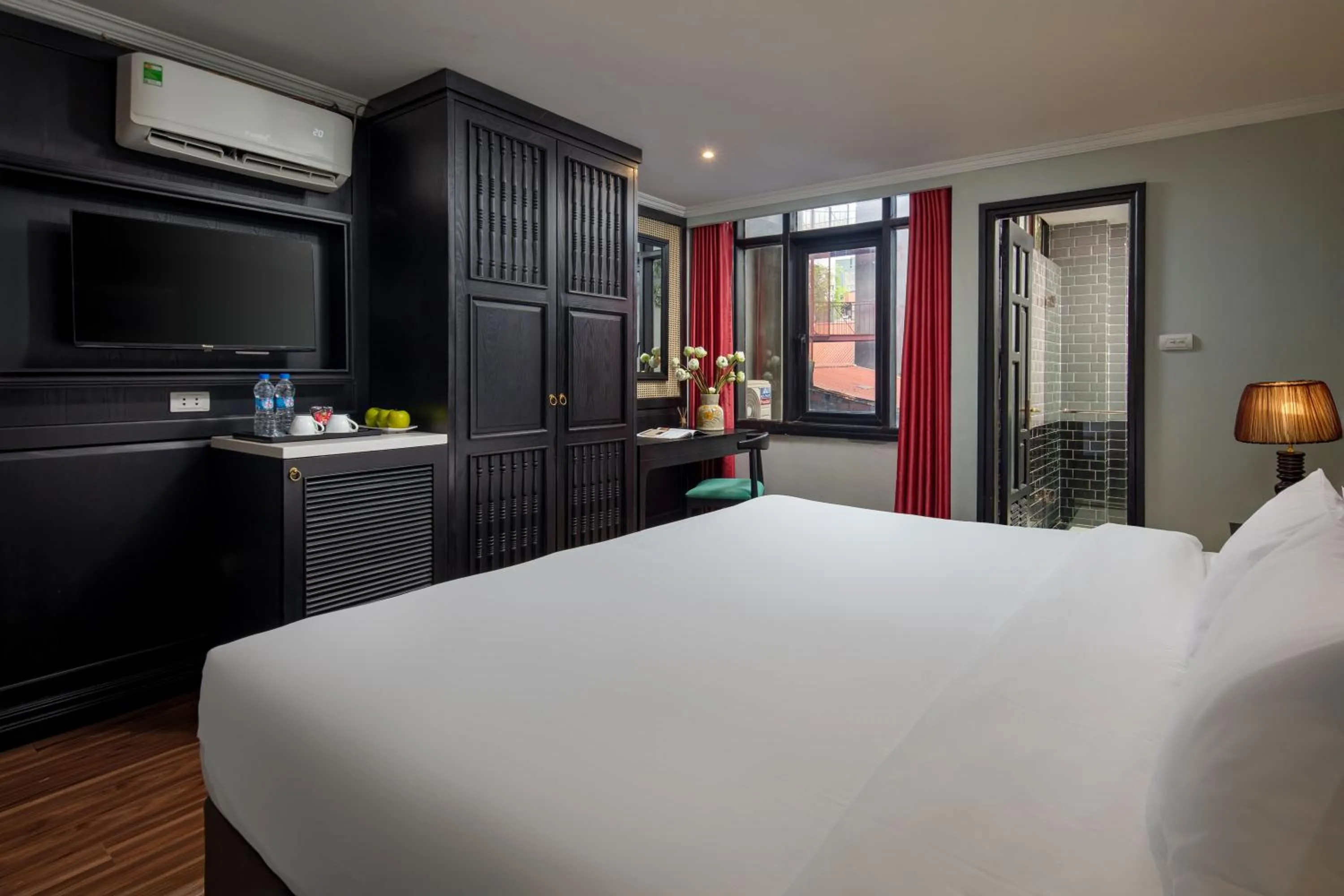 Bed in Hanoi Ancient Paradise Hotel