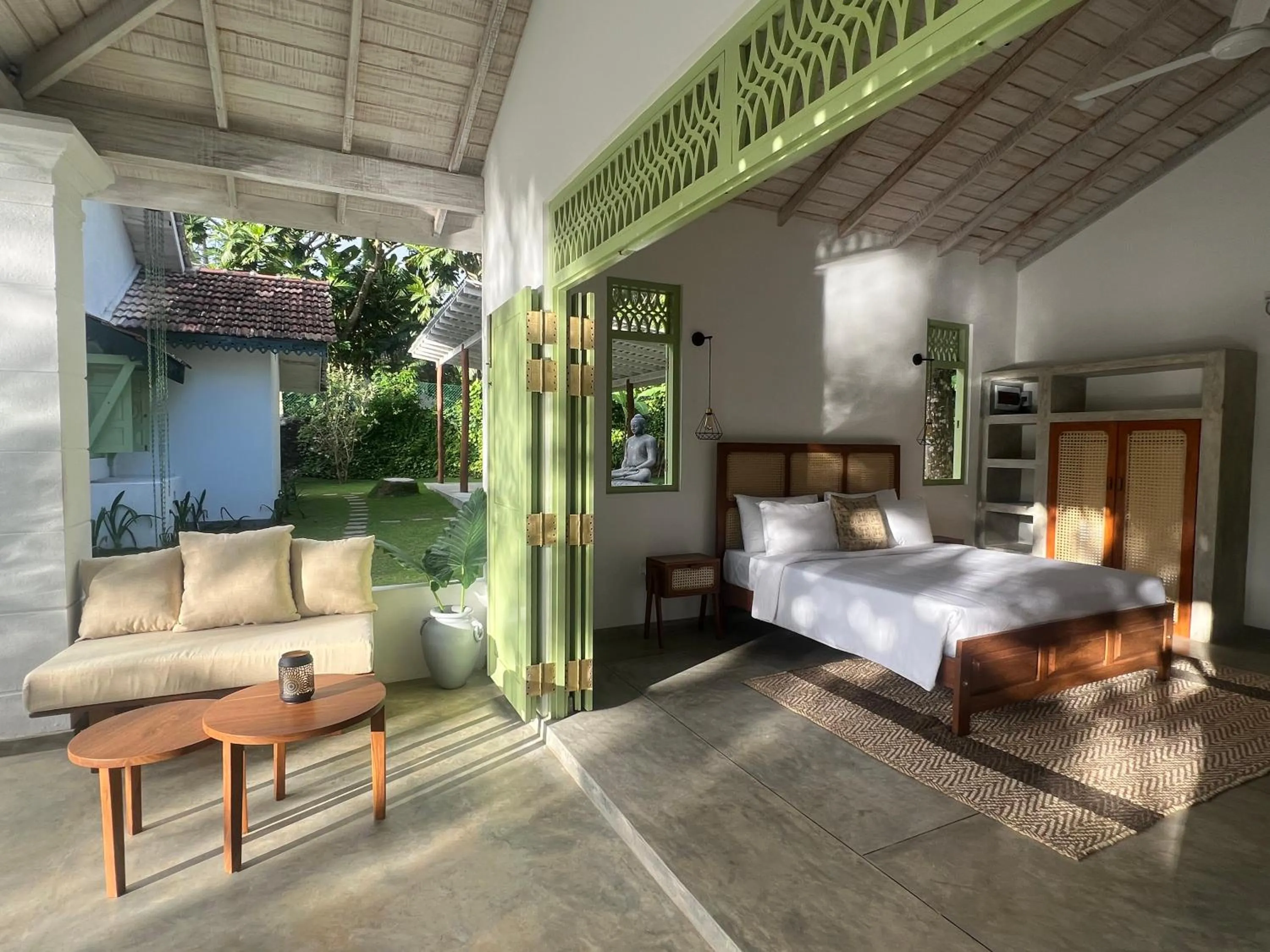 Balcony/Terrace, Bed in Zen House