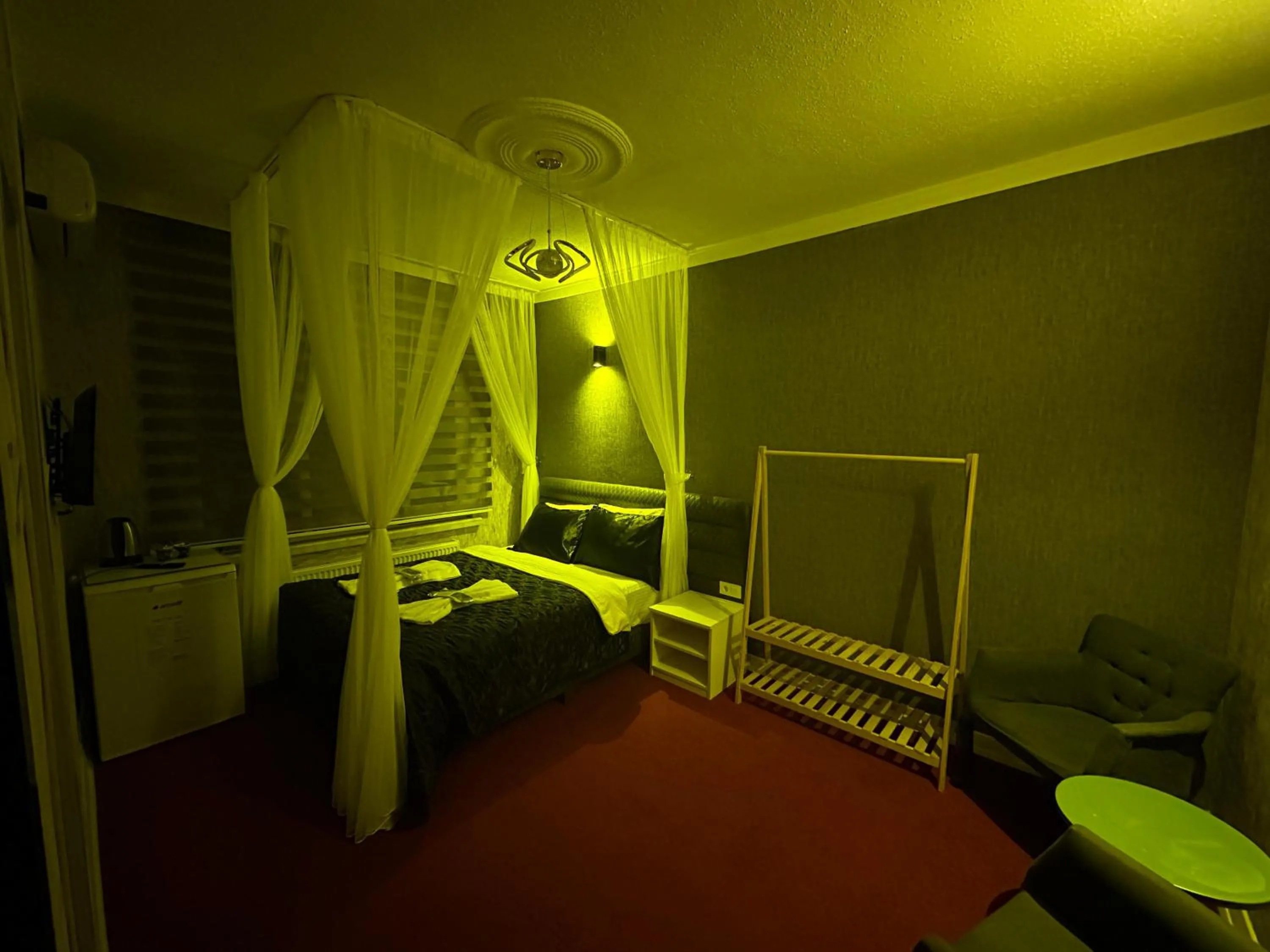 Bed in ENJOY HOUSE BOUTİQE OTEL