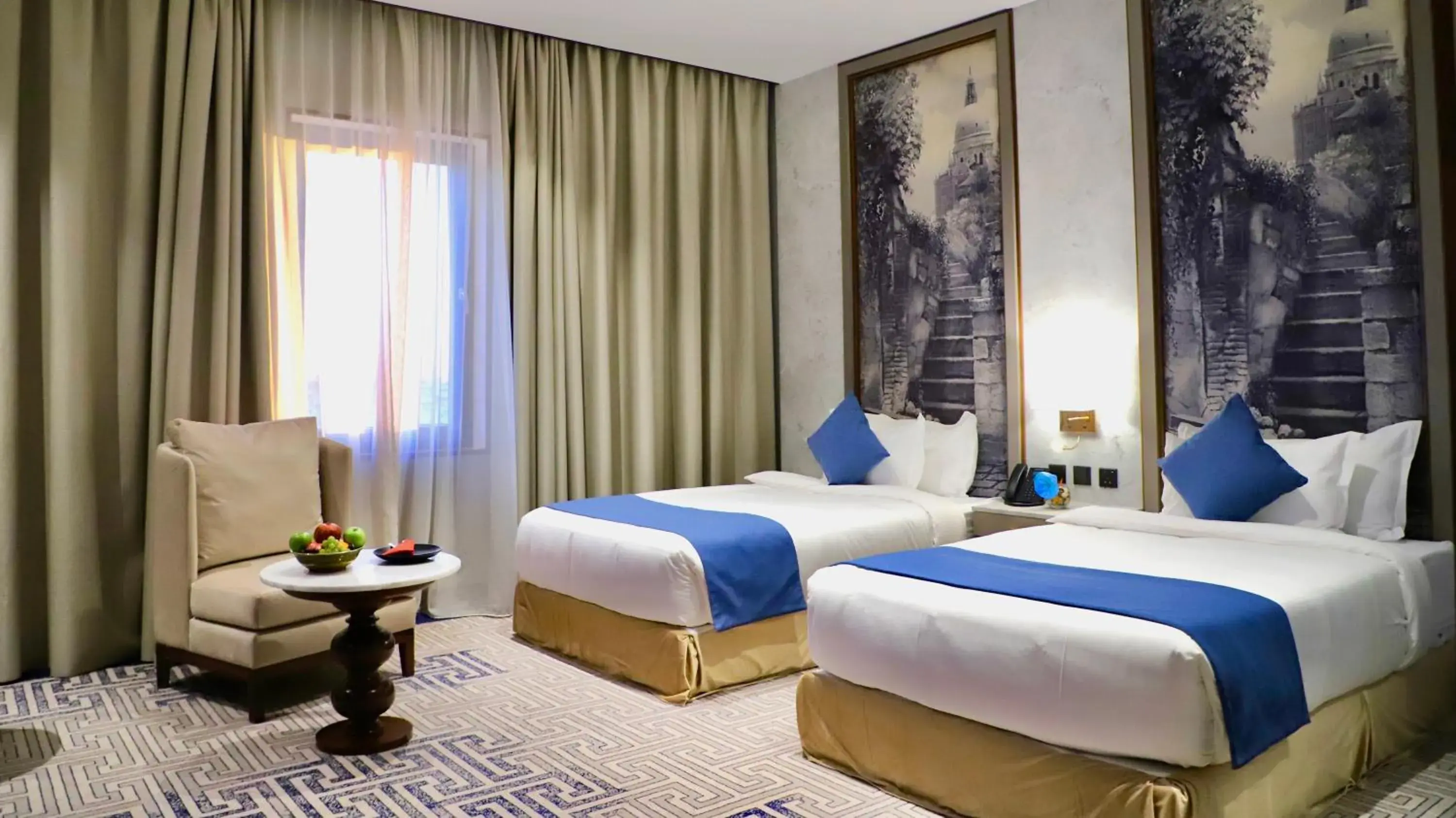 Superior Twin Room in Five Seasons Hotel Superior Twin Room in Five Seasons Hotel