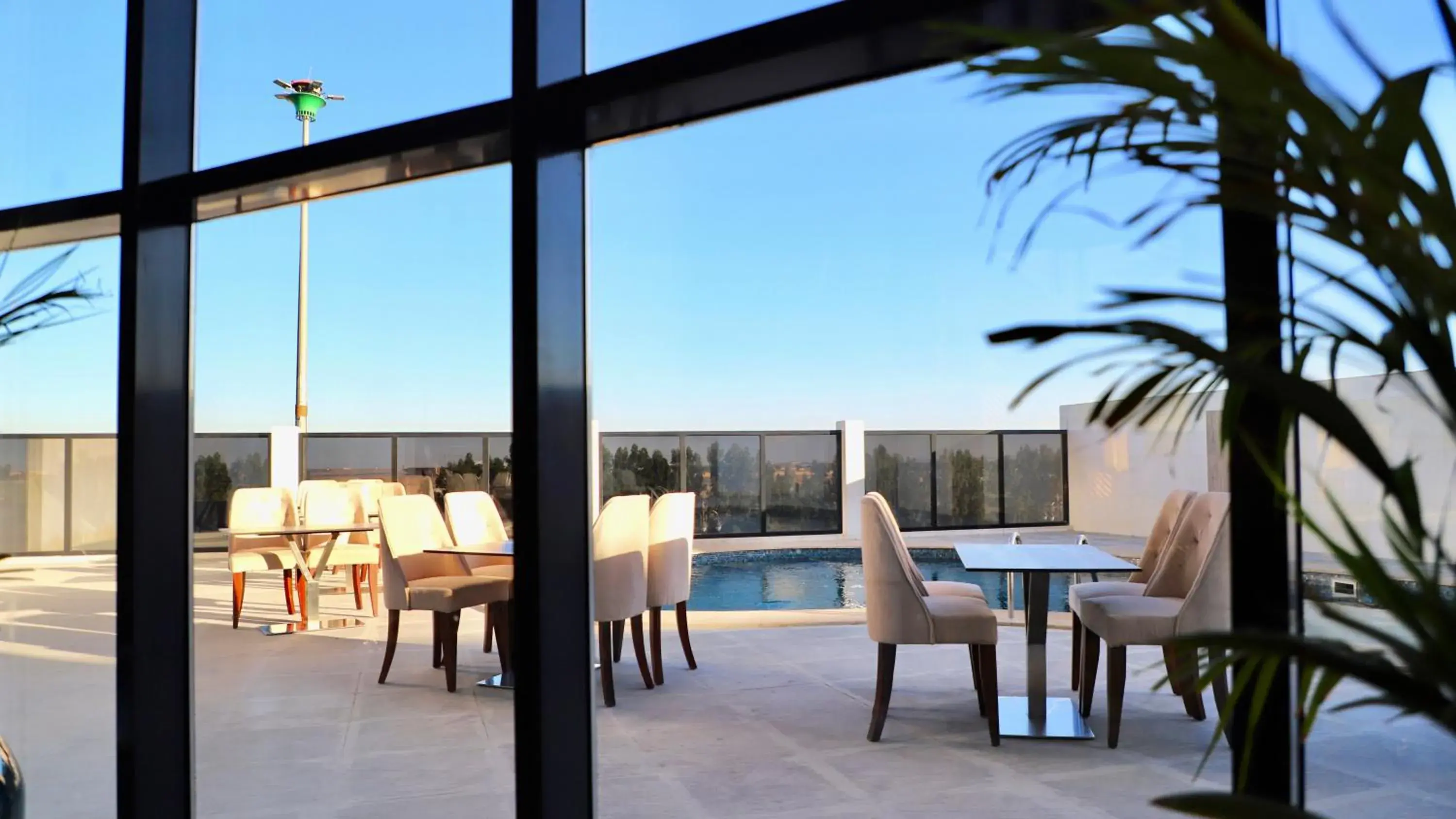 Restaurant/places to eat in Five Seasons Hotel Restaurant/places to eat in Five Seasons Hotel