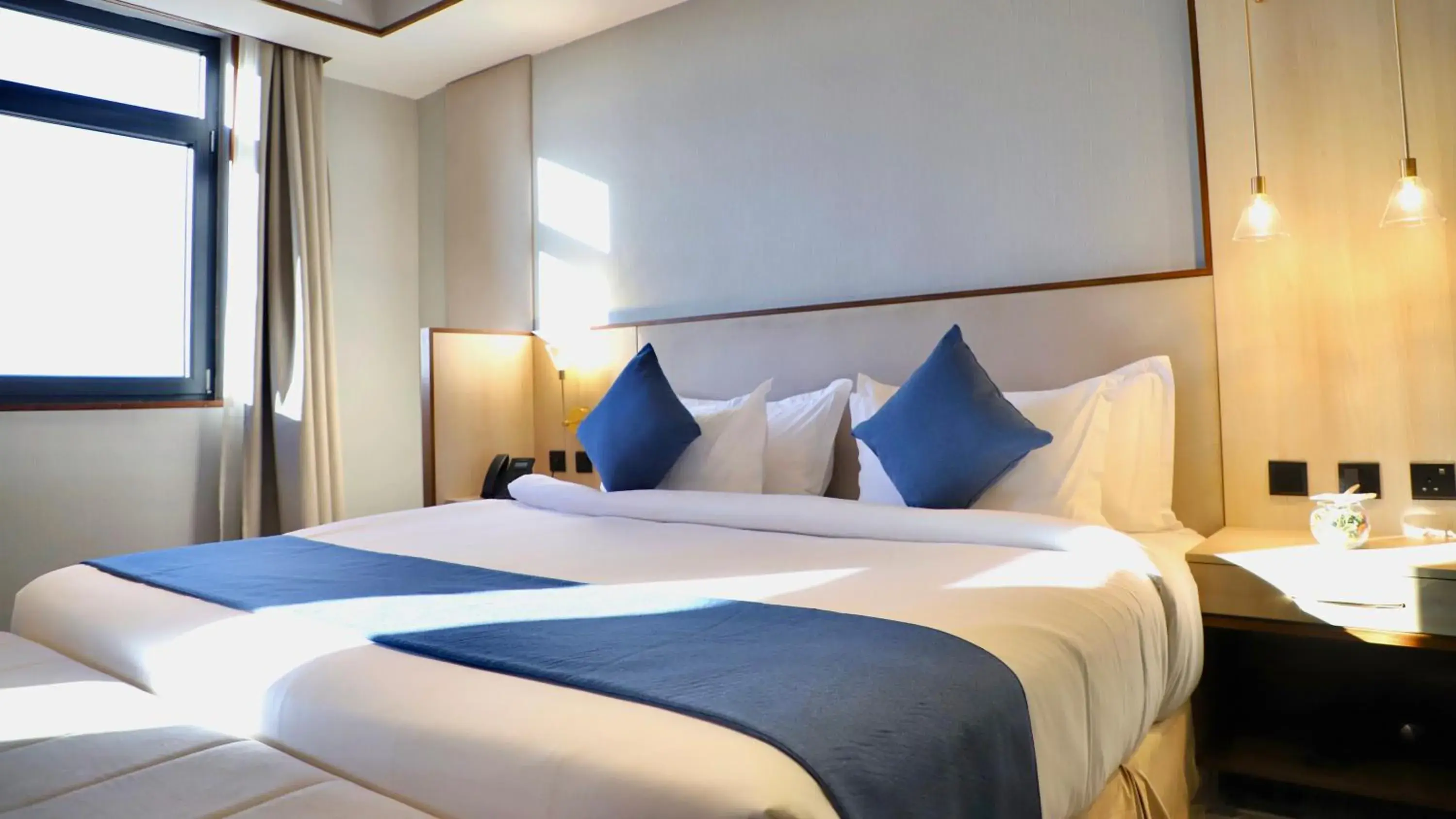 Deluxe Suite in Five Seasons Hotel Deluxe Suite in Five Seasons Hotel