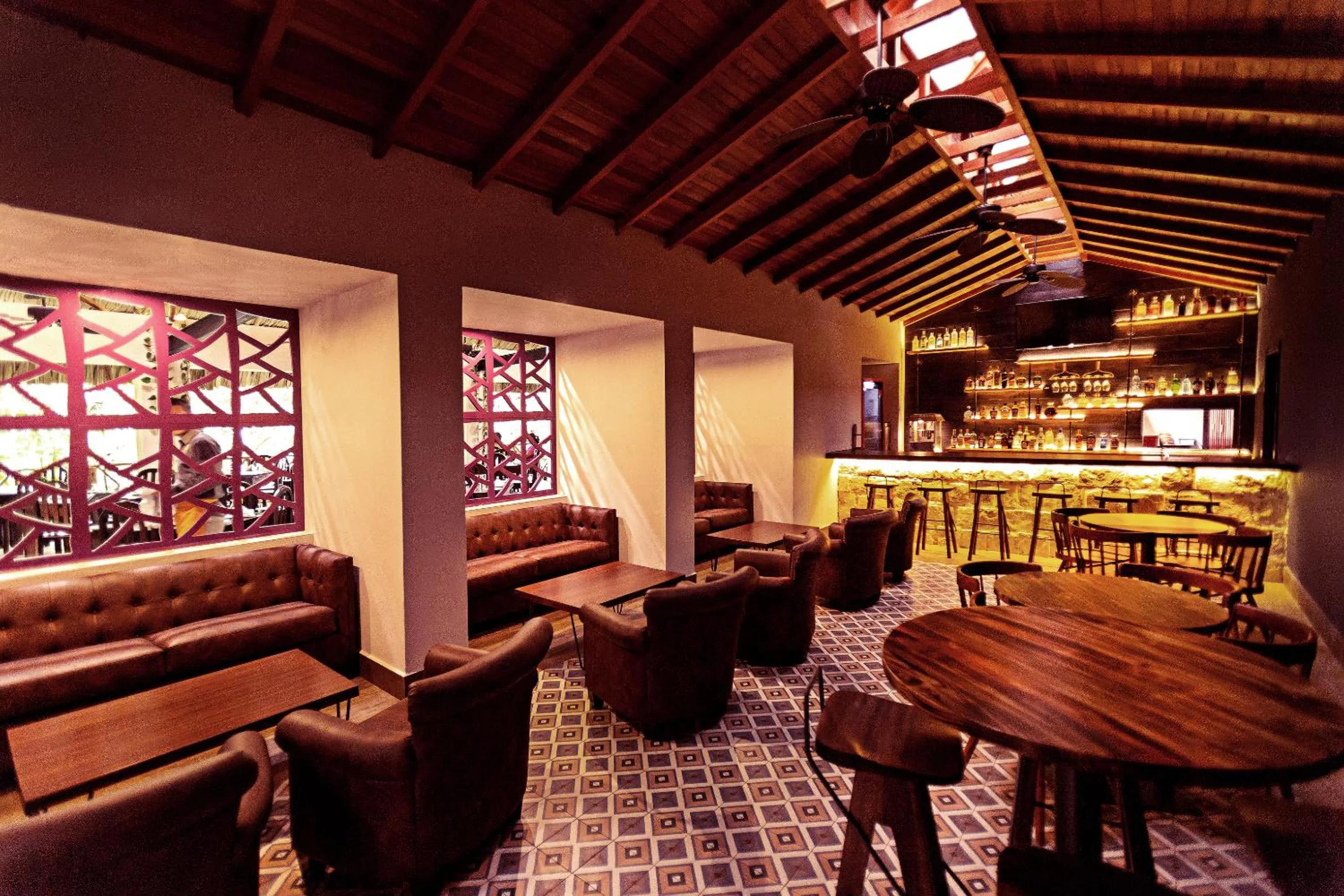 Food and drinks in Jungle Lodge Tikal Hostal