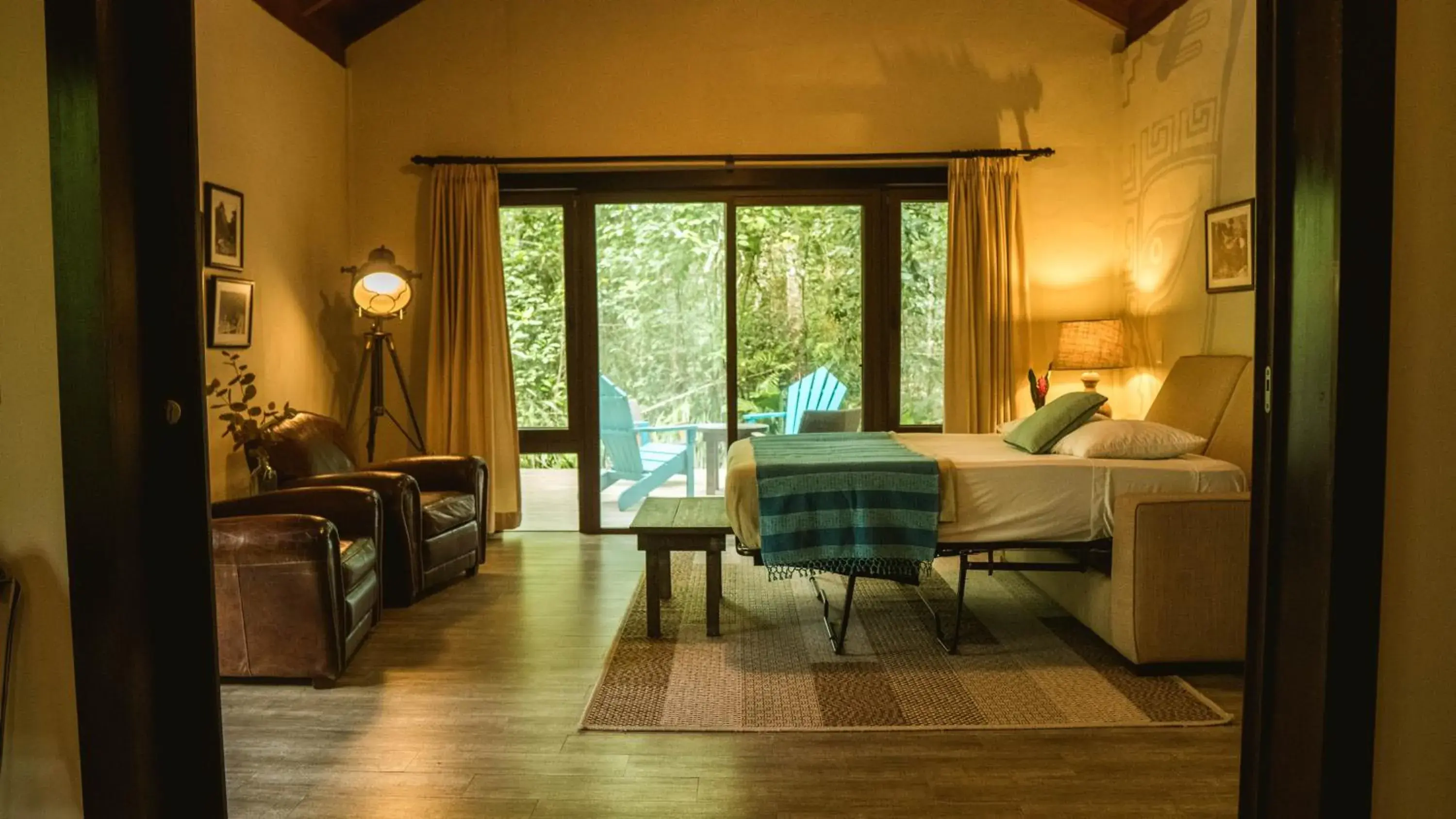 Master Suite Ortiz - single occupancy in Hotel Jungle Lodge Tikal Master Suite Ortiz - single occupancy in Hotel Jungle Lodge Tikal