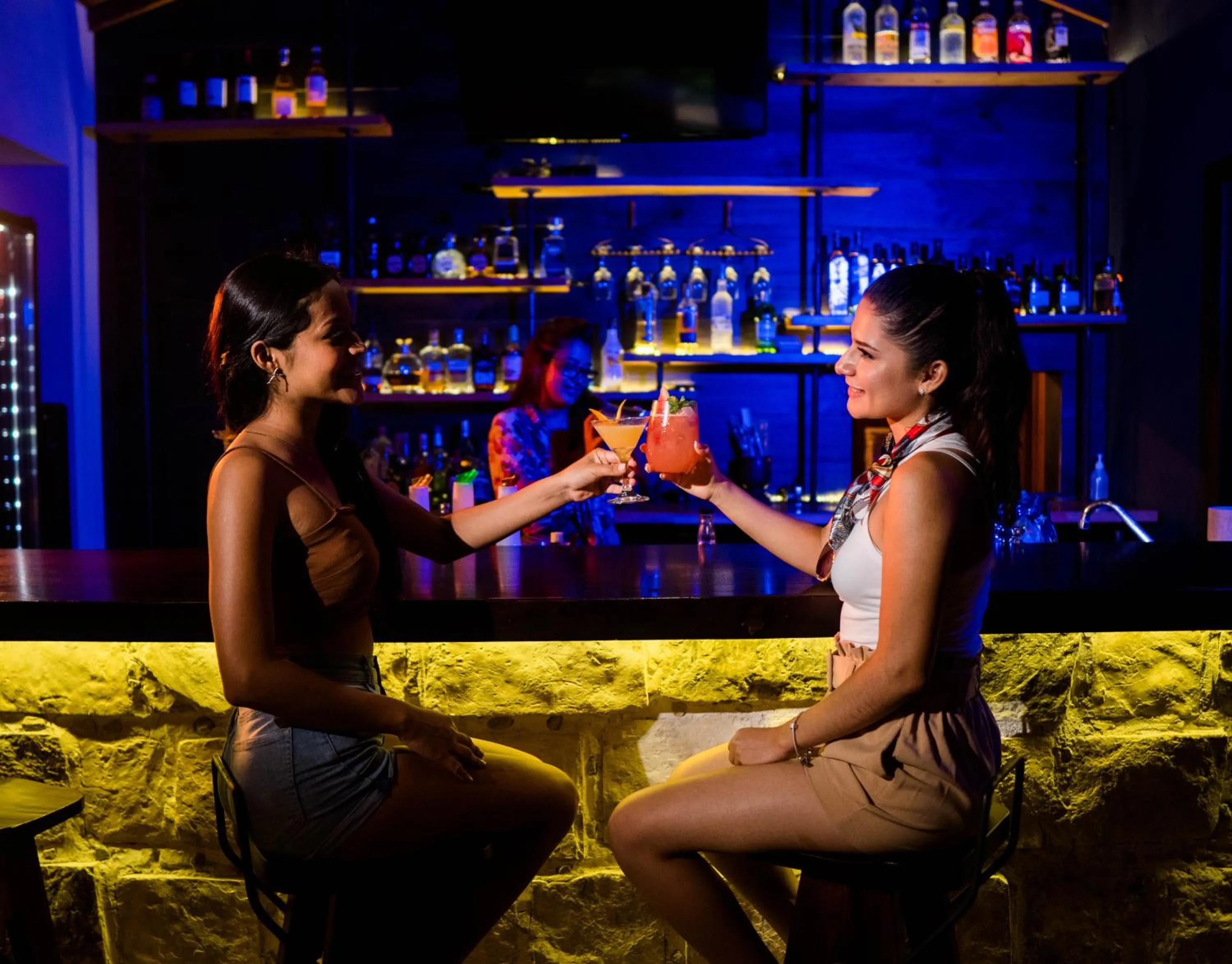 Lounge or bar in Hotel Jungle Lodge Tikal