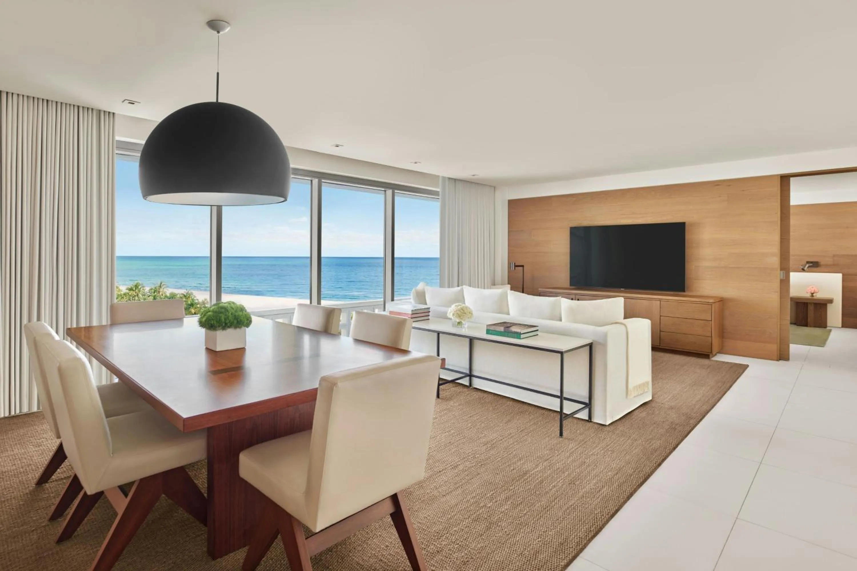 Bedroom, Bed in The Miami Beach EDITION