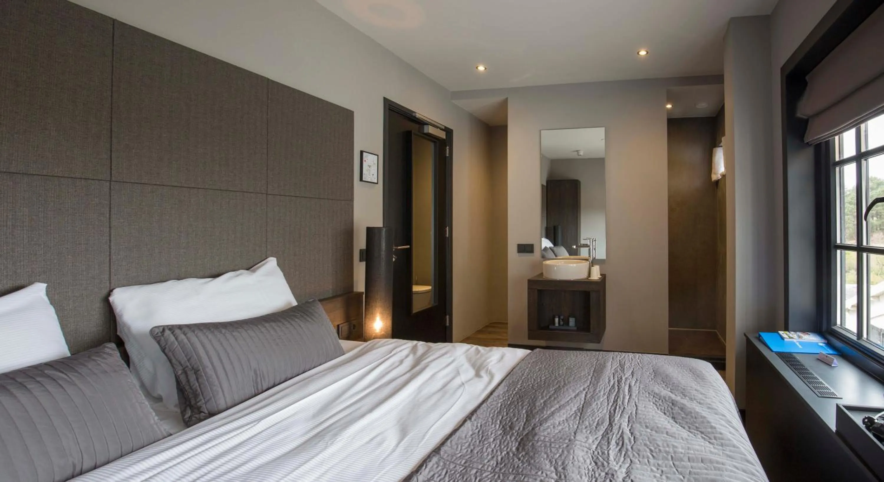 Bed in Fletcher Boutique Hotel Duinoord