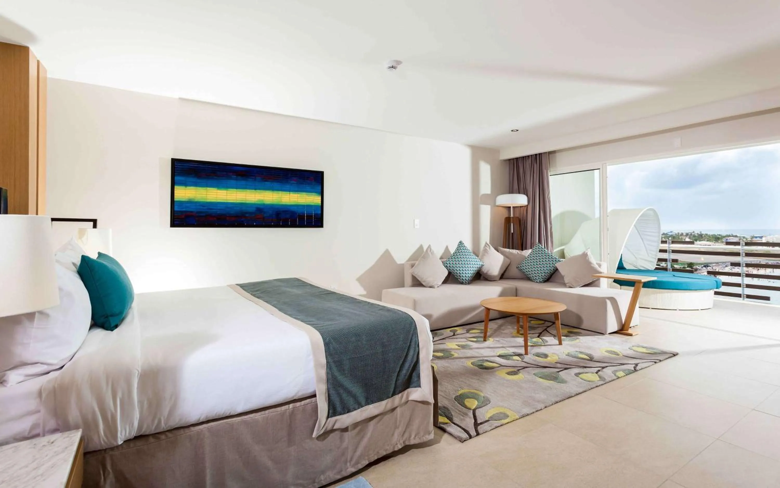 Photo of the whole room, Bed in Sonesta Ocean Point Resort- All Inclusive - Adults Only