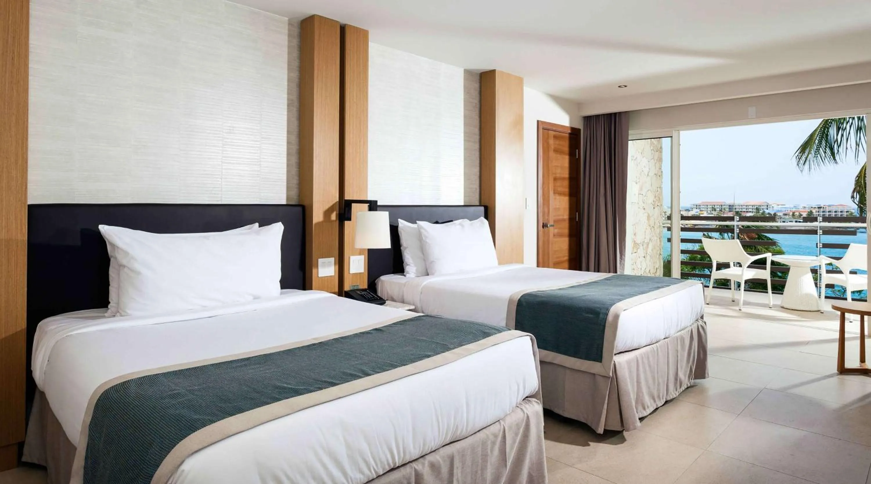 Photo of the whole room, Bed in Sonesta Ocean Point Resort- All Inclusive - Adults Only