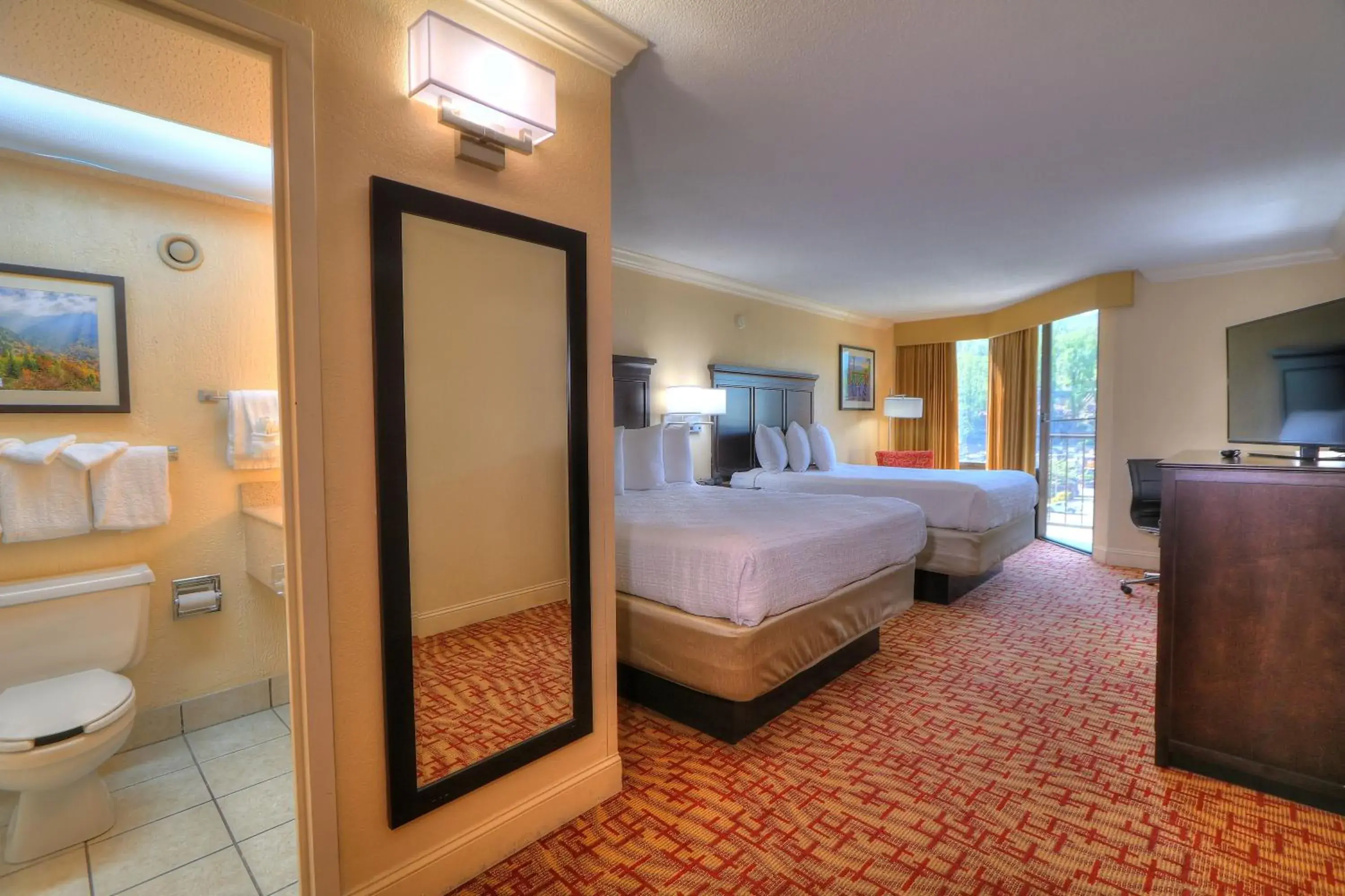 Bed in Edgewater Hotel and Conference Center Bed in Edgewater Hotel and Conference Center