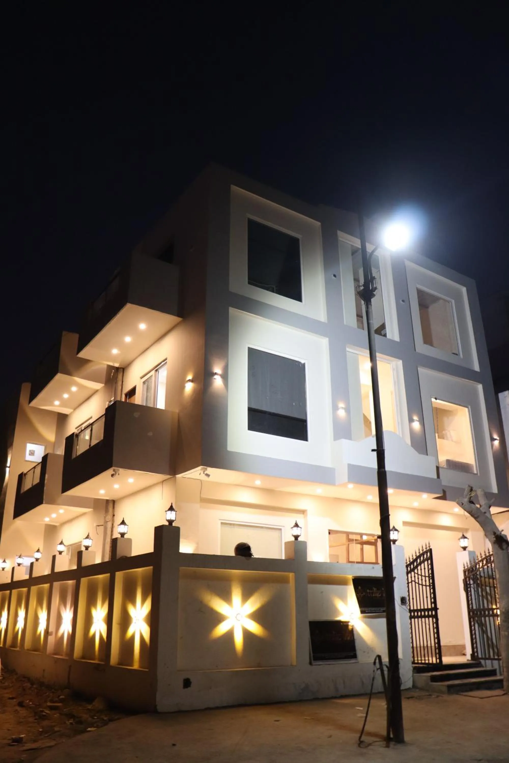 Property building in Tulip Inn