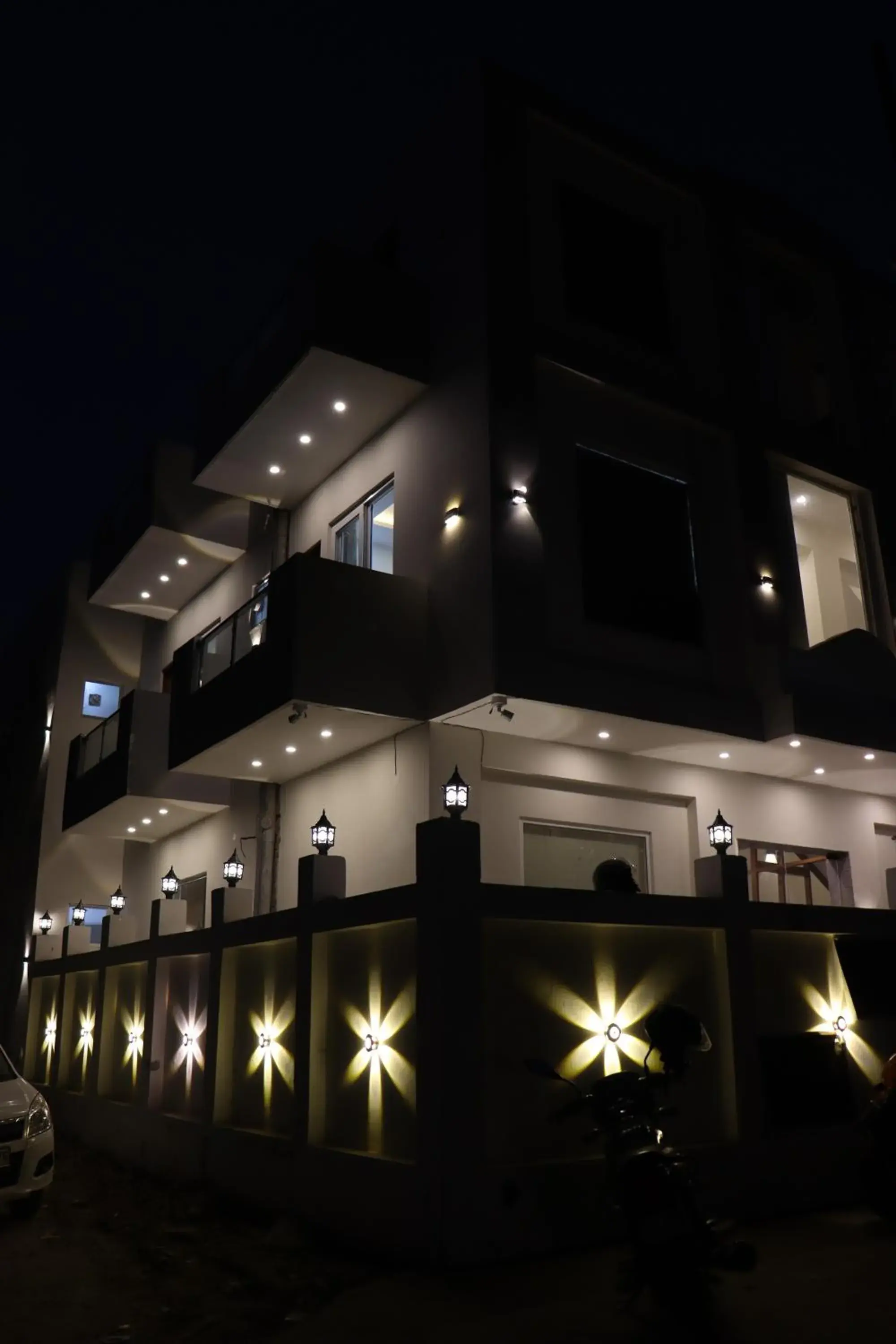 Property building in Tulip Inn Property building in Tulip Inn