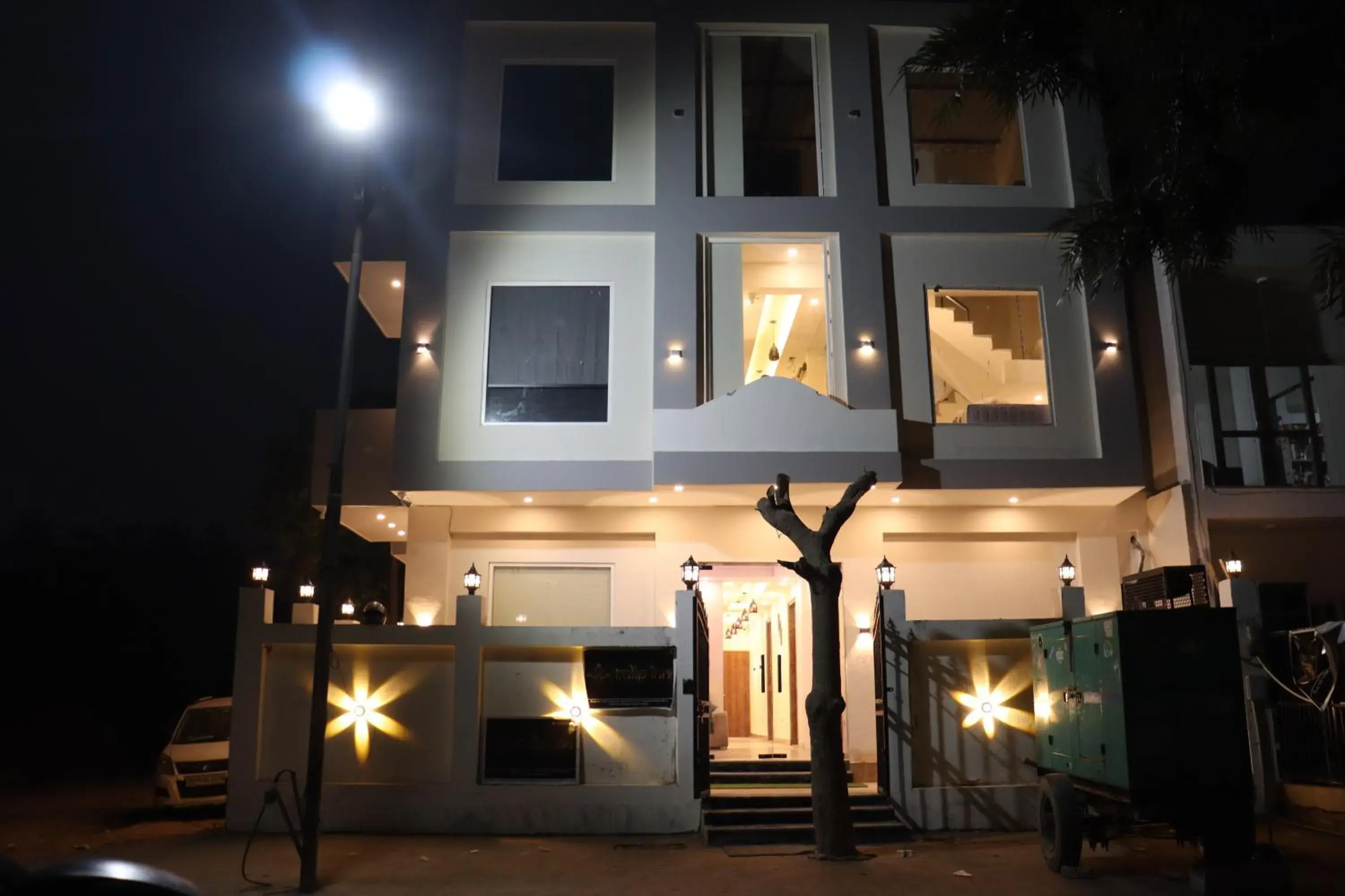 Property building in Tulip Inn Property building in Tulip Inn