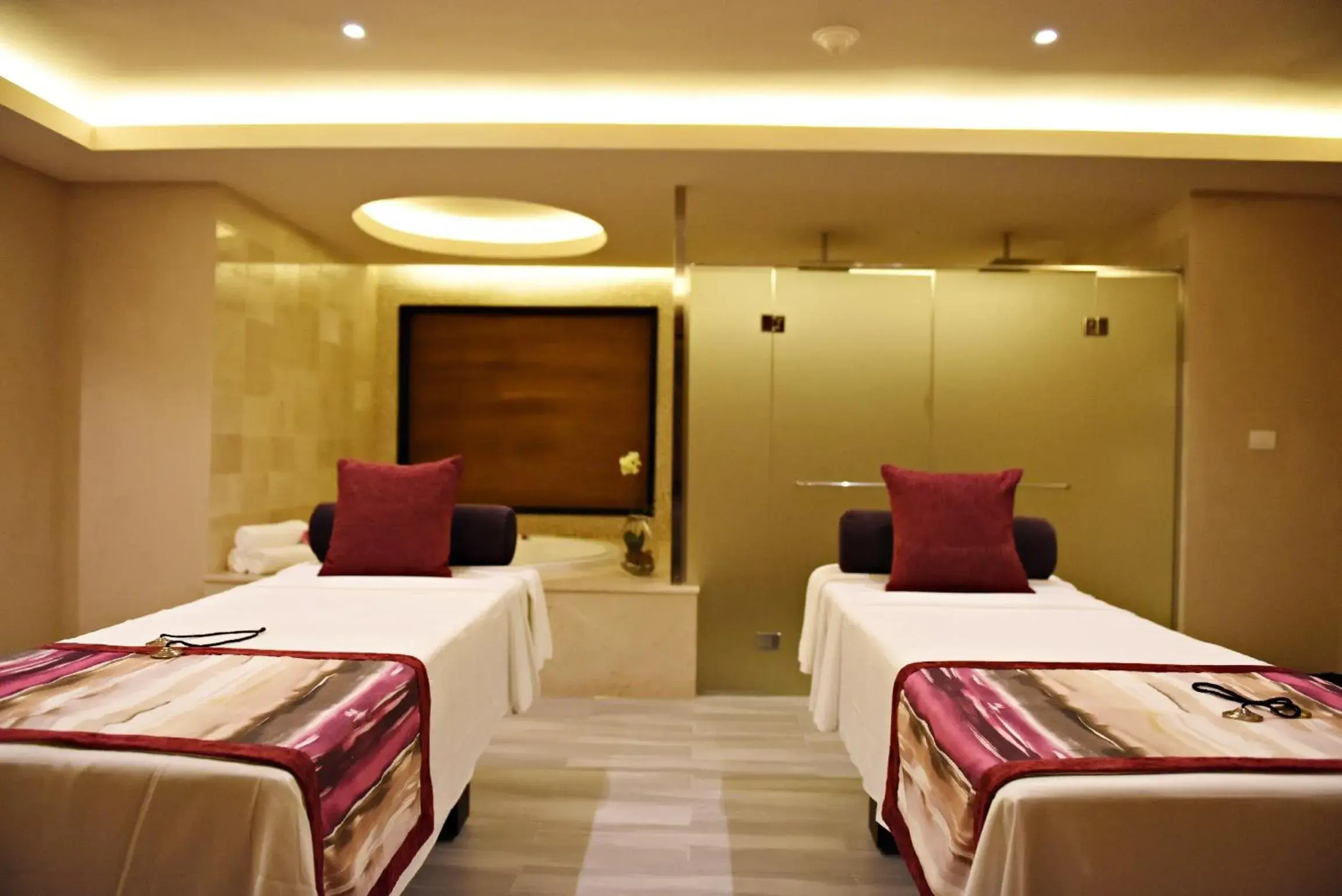 Area and facilities, Bed in Royalton CHIC Punta Cana, An Autograph Collection All-Inclusive Resort & Casino, Adults Only Area and facilities, Bed in Royalton CHIC Punta Cana, An Autograph Collection All-Inclusive Resort & Casino, Adults Only