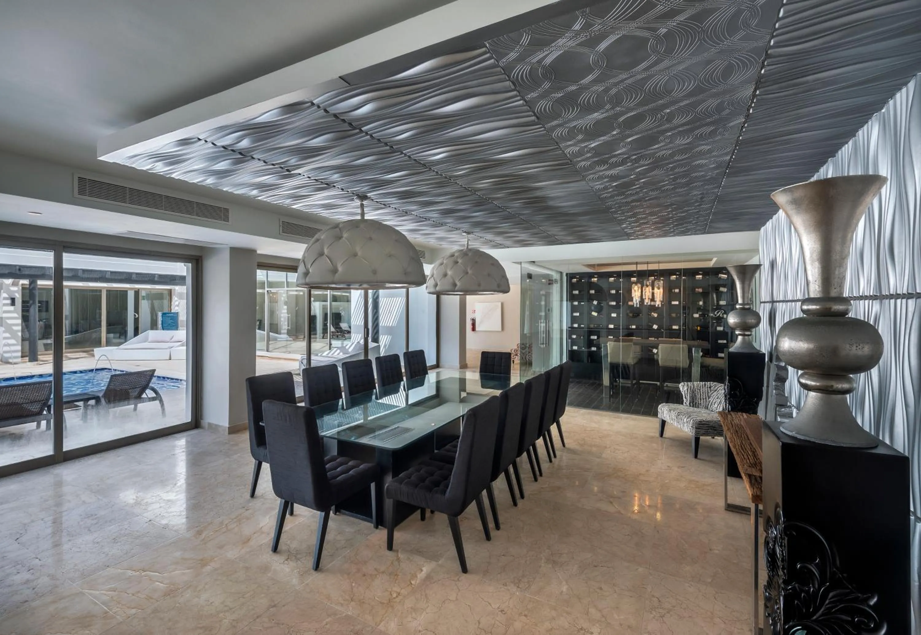 Dining area in Royalton CHIC Punta Cana, An Autograph Collection All-Inclusive Resort & Casino, Adults Only