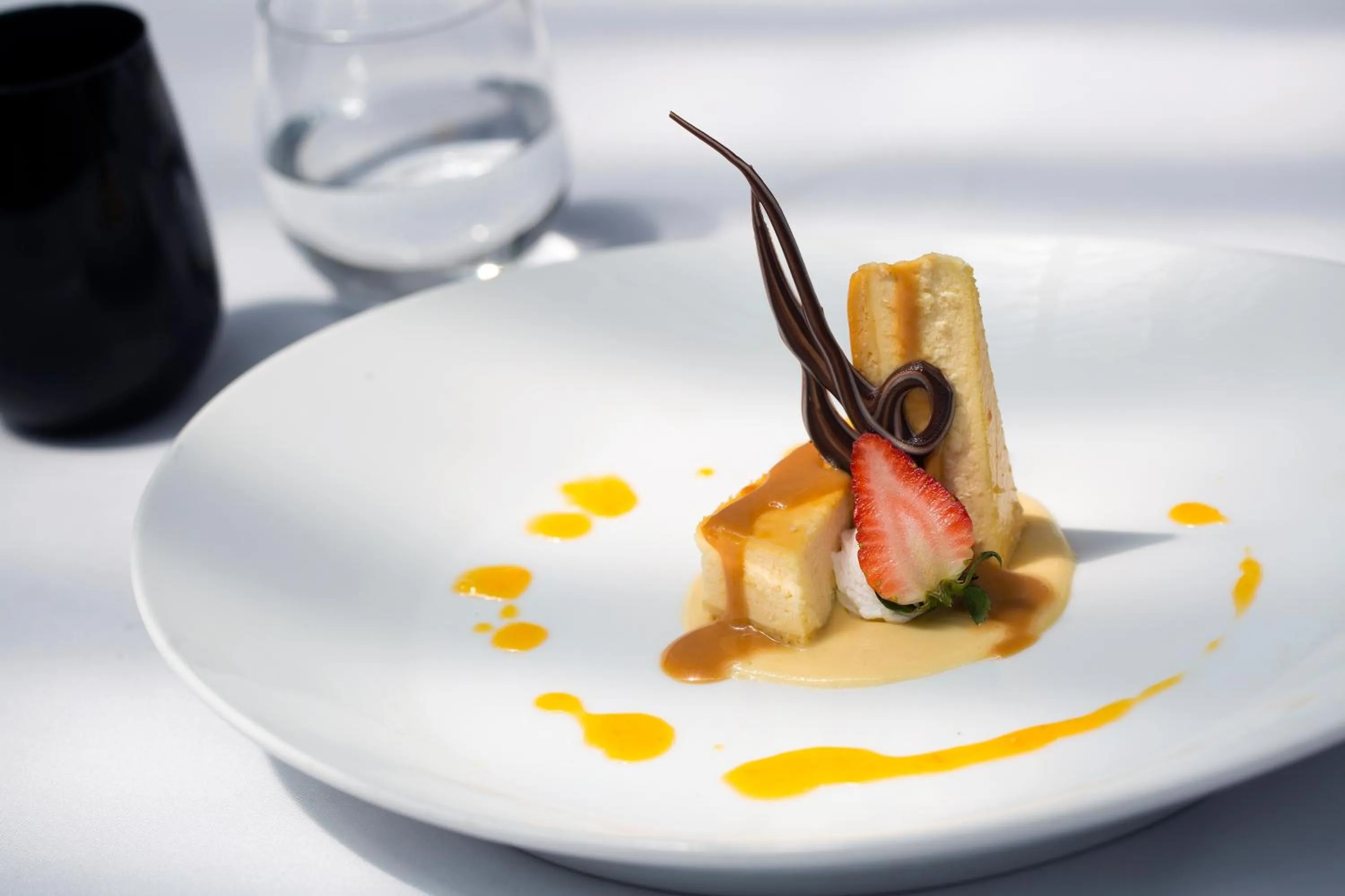 Food and drinks in Royalton CHIC Punta Cana, An Autograph Collection All-Inclusive Resort & Casino, Adults Only