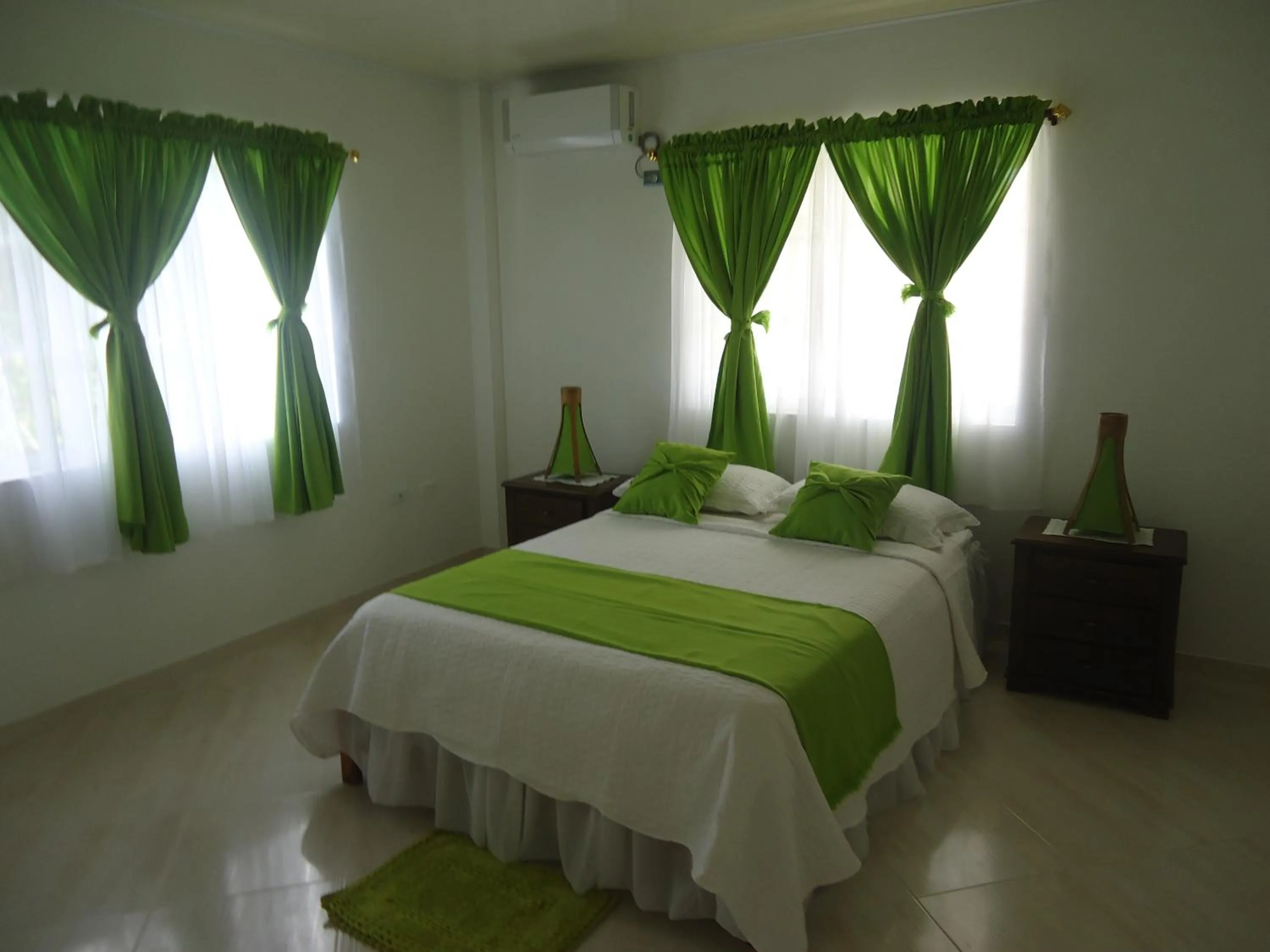 Photo of the whole room, Bed in Posada Sunshine Paradise