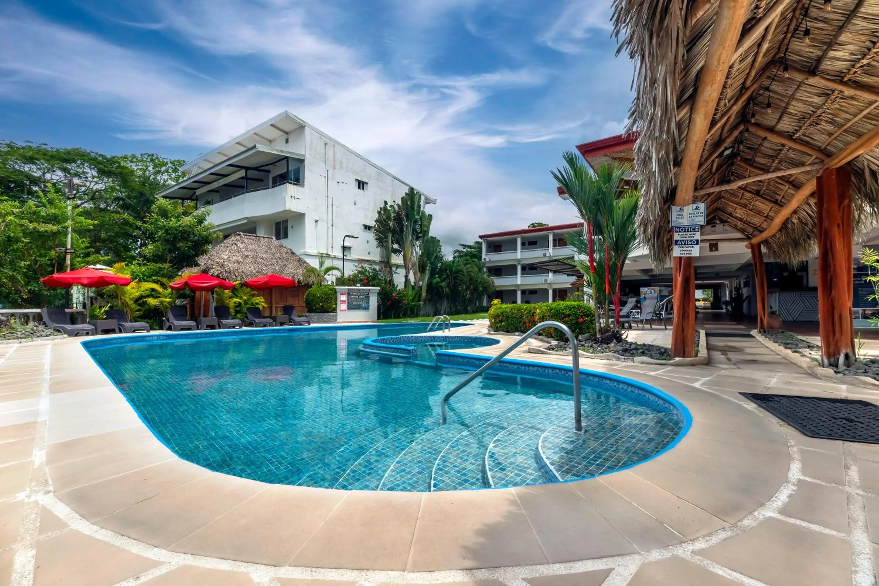 Swimming pool in Jaco Laguna Resort & Beach Club