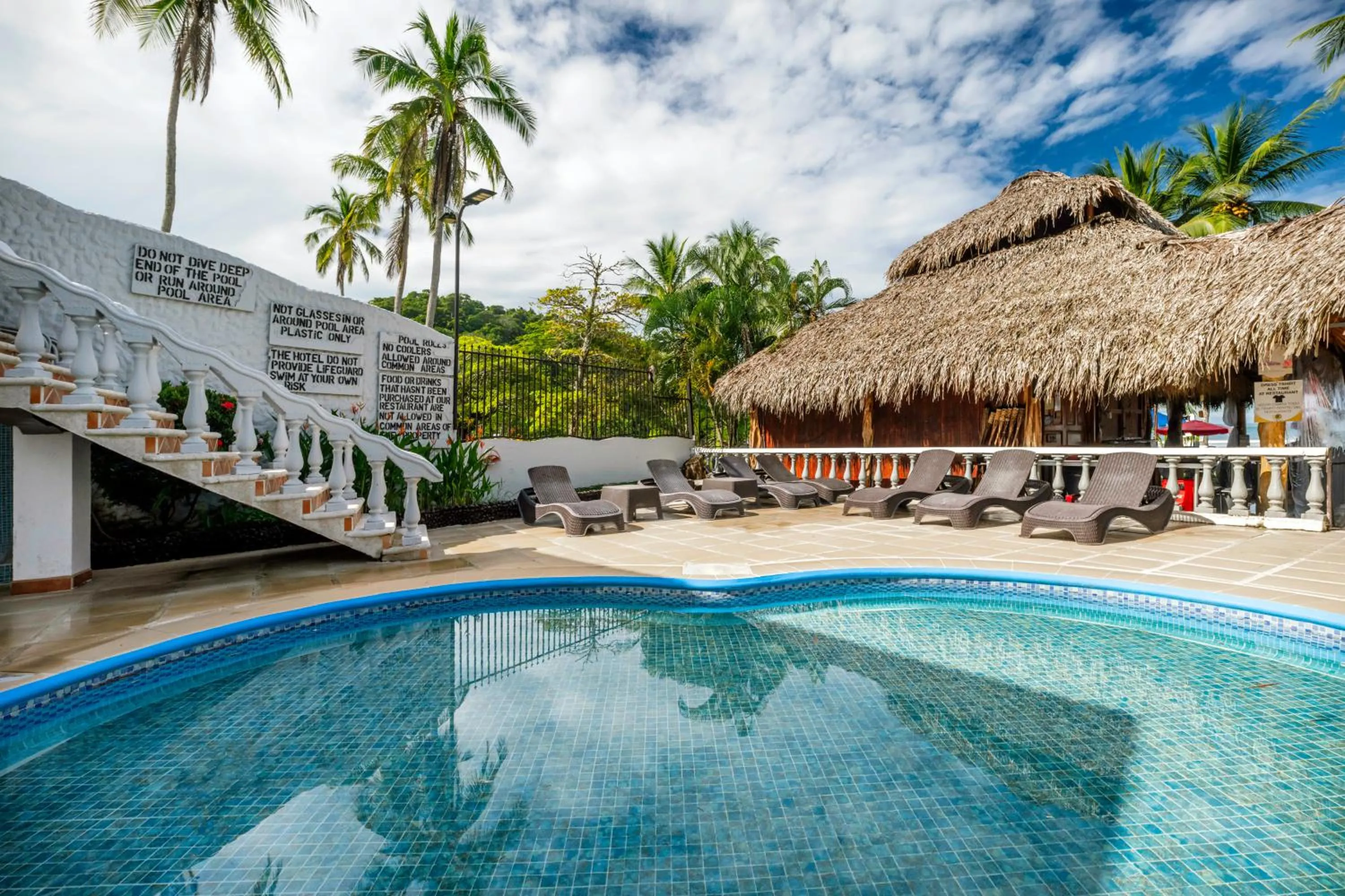 Swimming pool in Jaco Laguna Resort & Beach Club