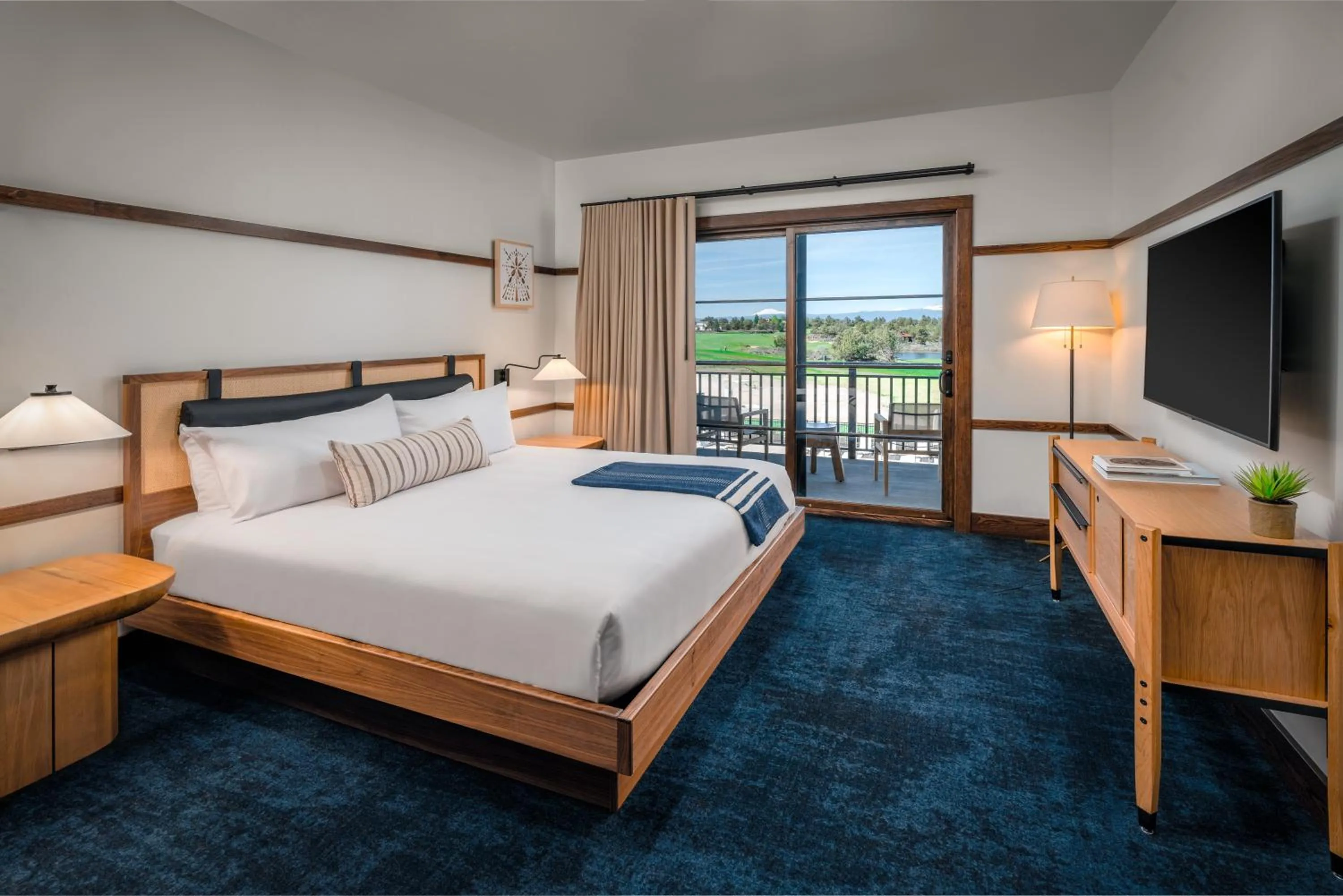 Bedroom, Bed in Juniper Preserve