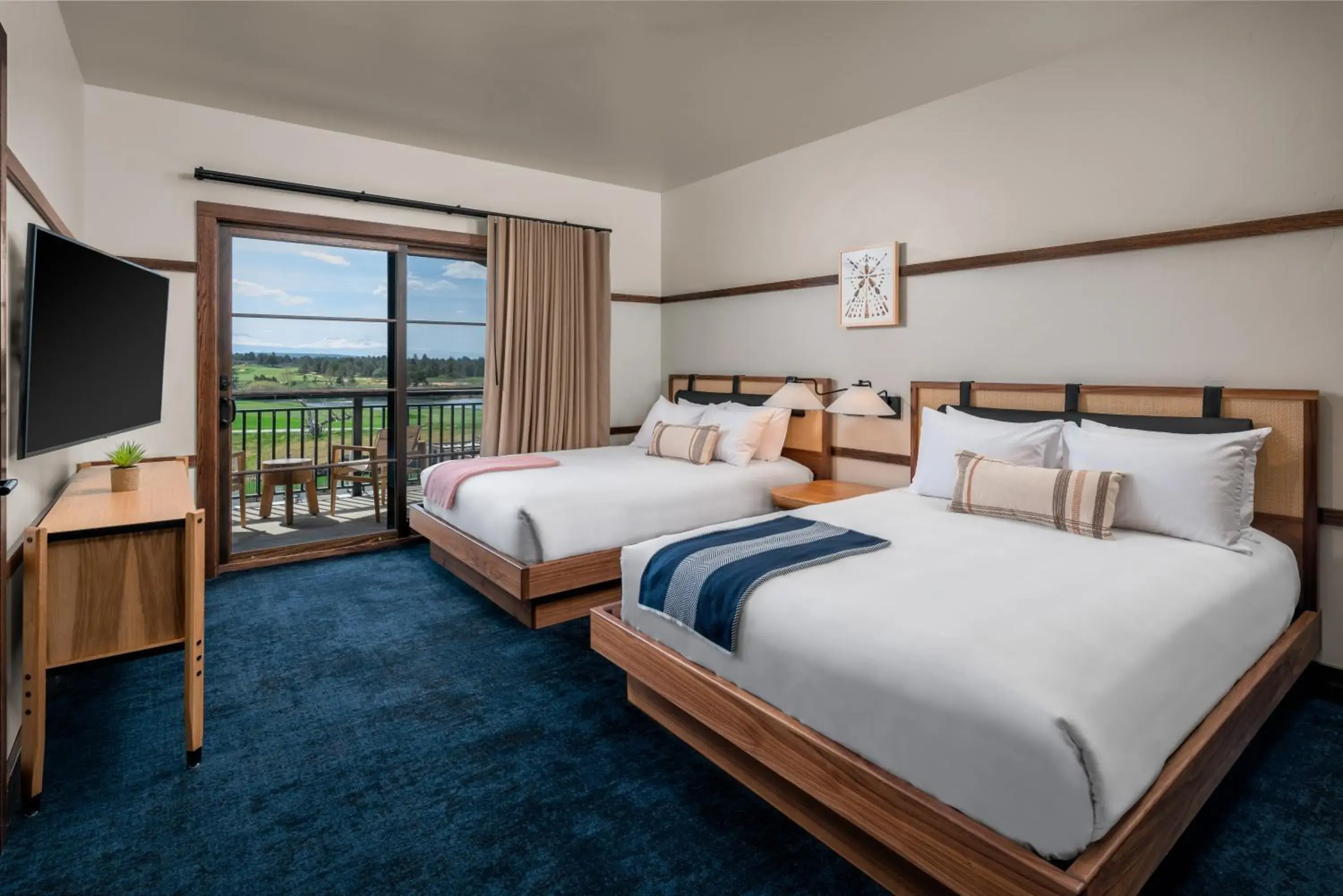 Standard Queen Room with Two Queen Beds in Pronghorn Resort Standard Queen Room with Two Queen Beds in Pronghorn Resort