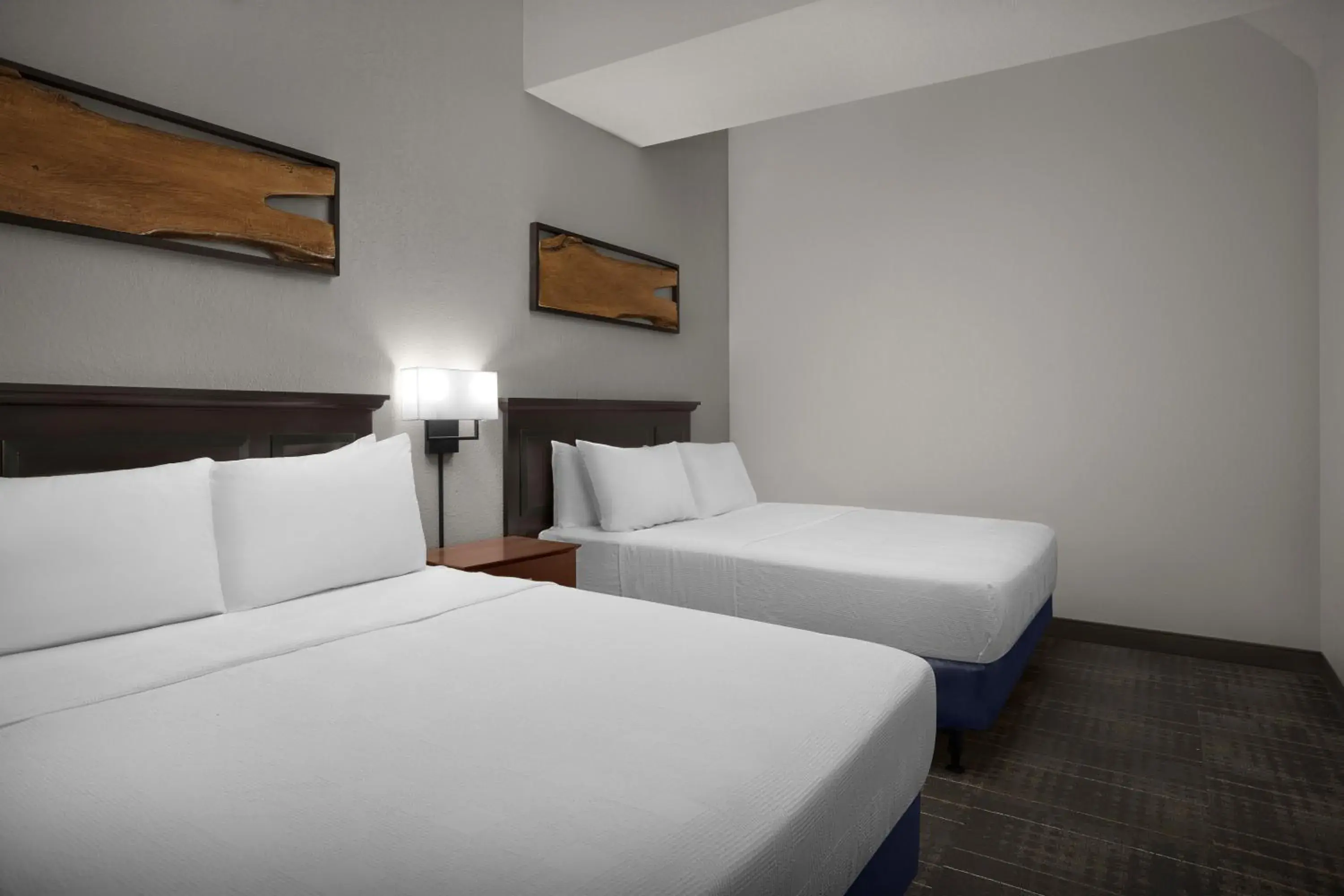 Bedroom, Bed in The Suites Hotel at Waterfront Plaza Bedroom, Bed in The Suites Hotel at Waterfront Plaza