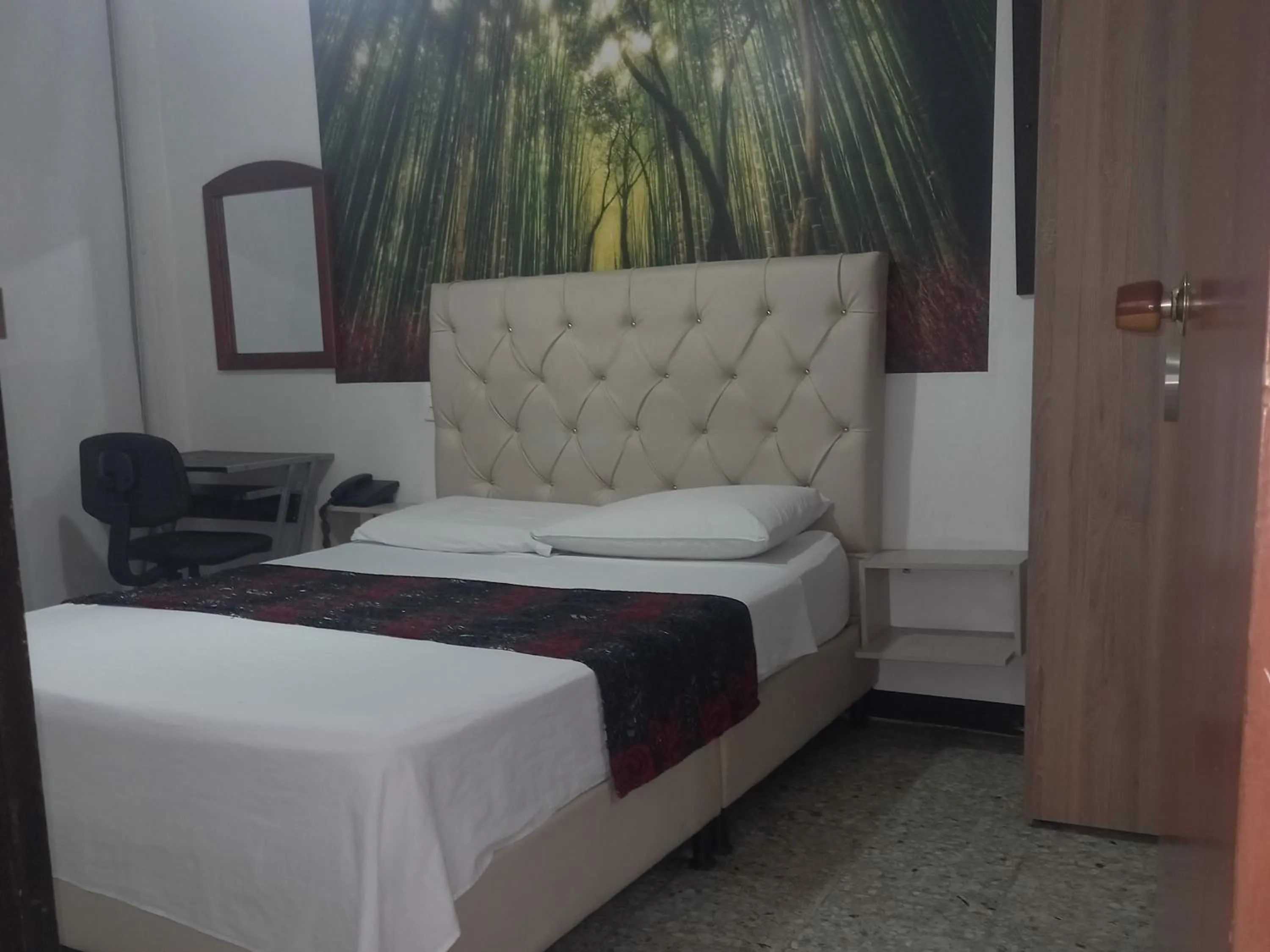 Hotel Los Cristales
